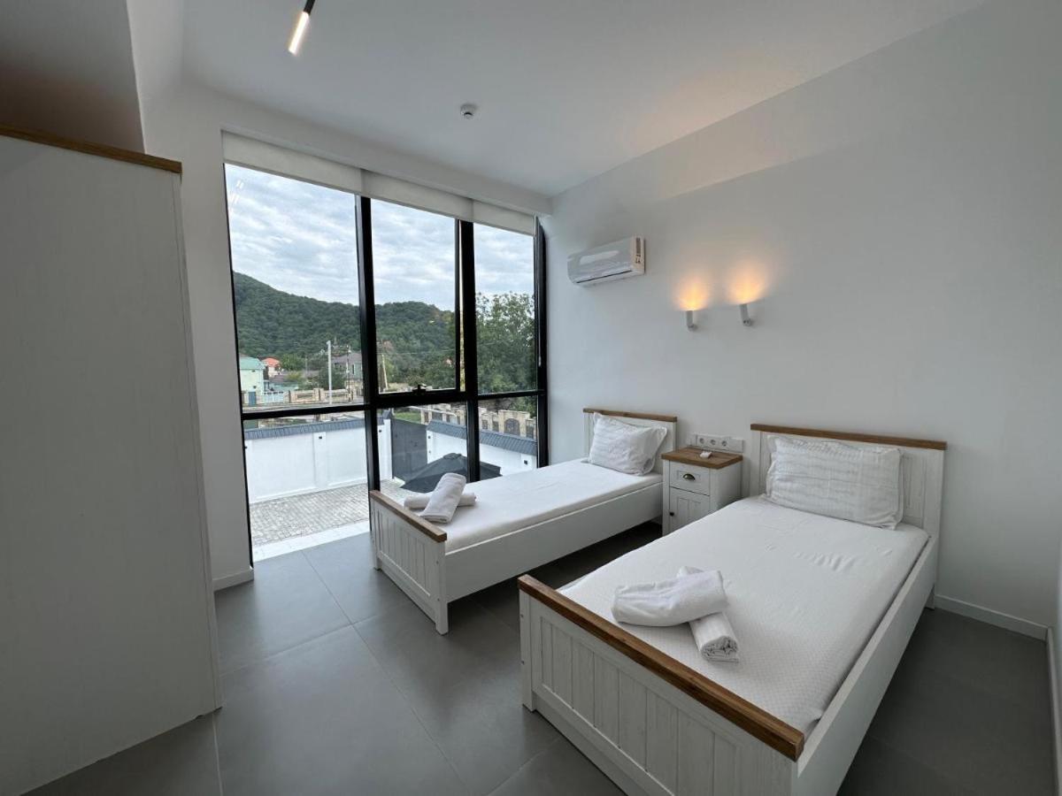 Villa photo 1