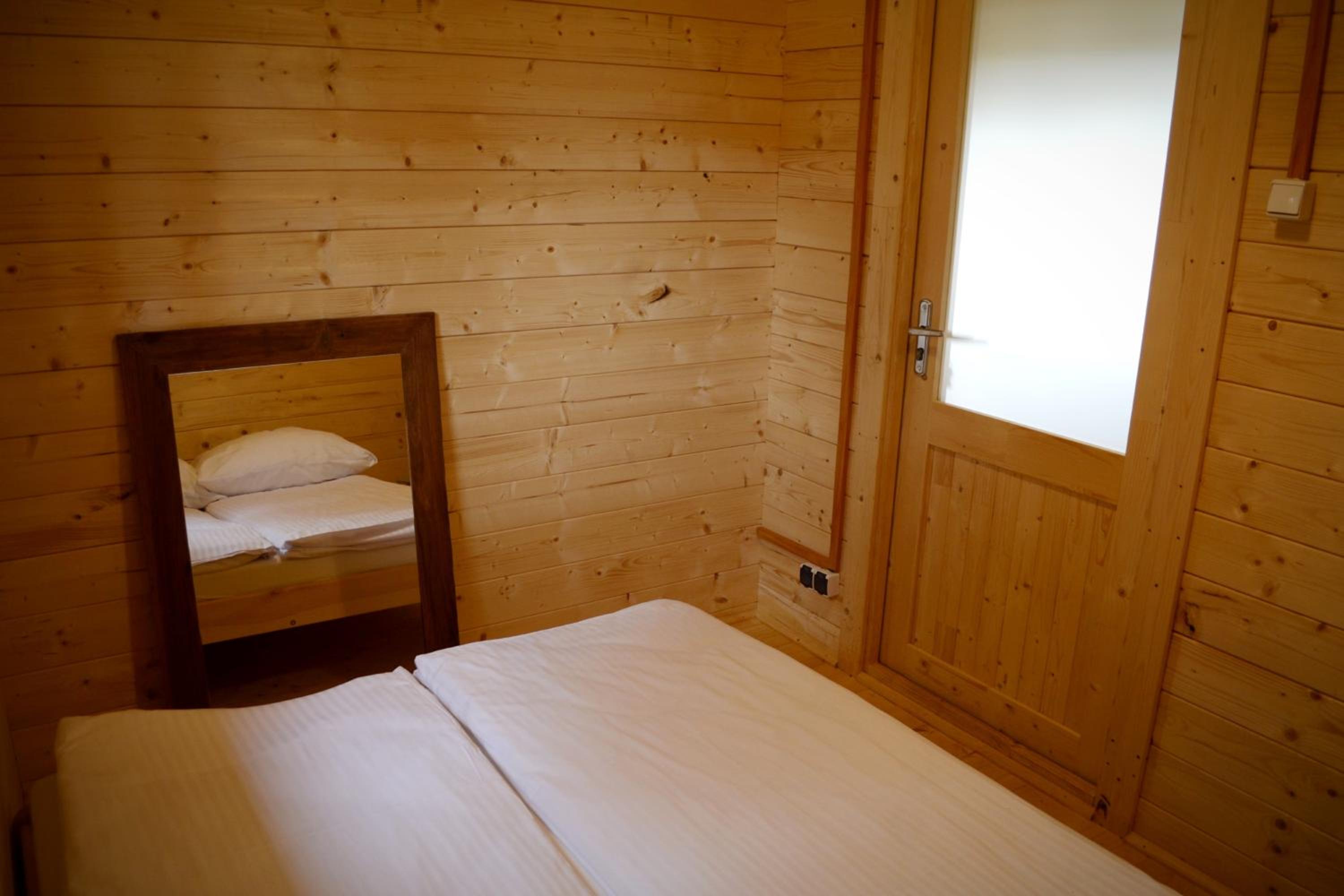 Two-Bedroom House - Photo 16