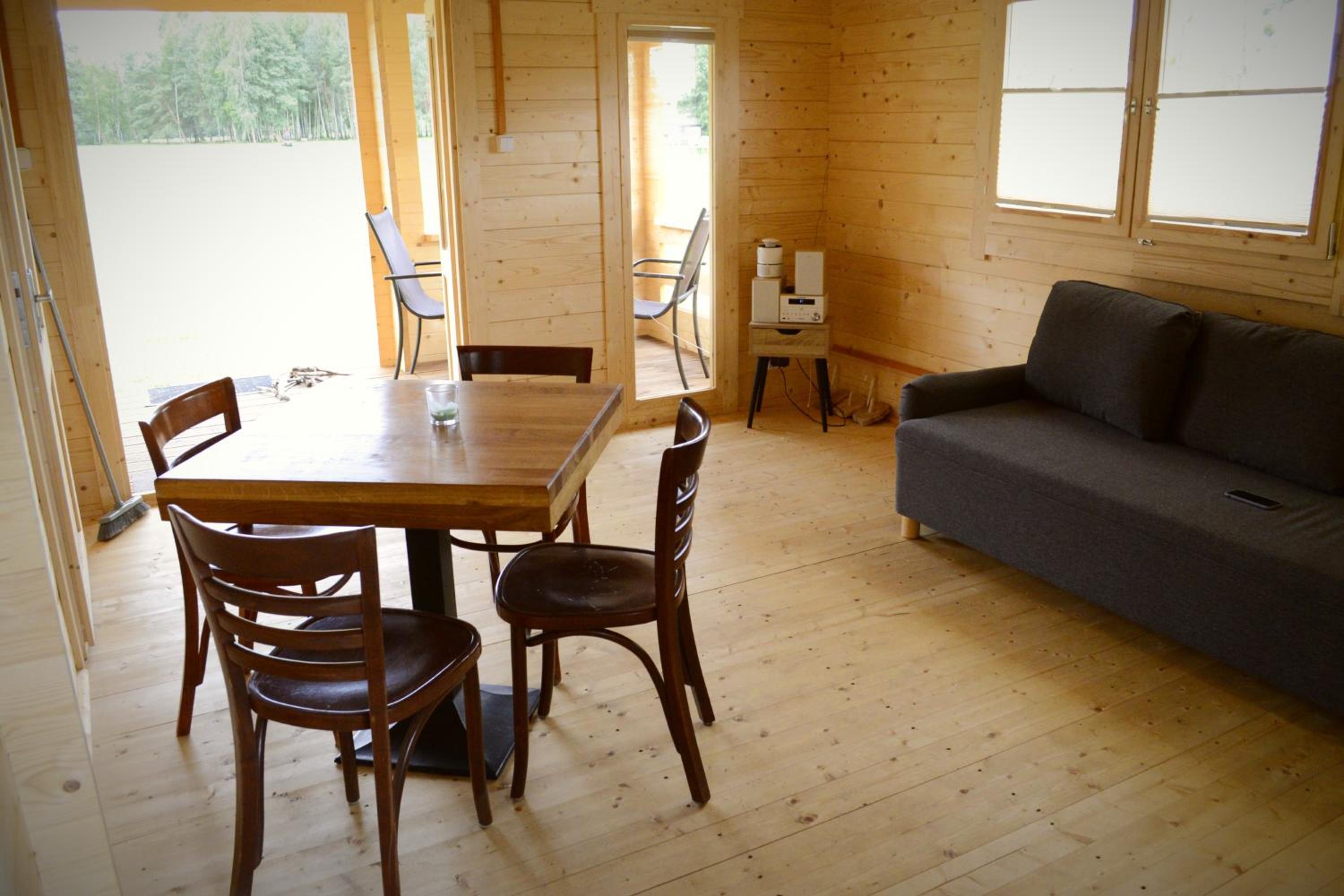Two-Bedroom House - Photo 4