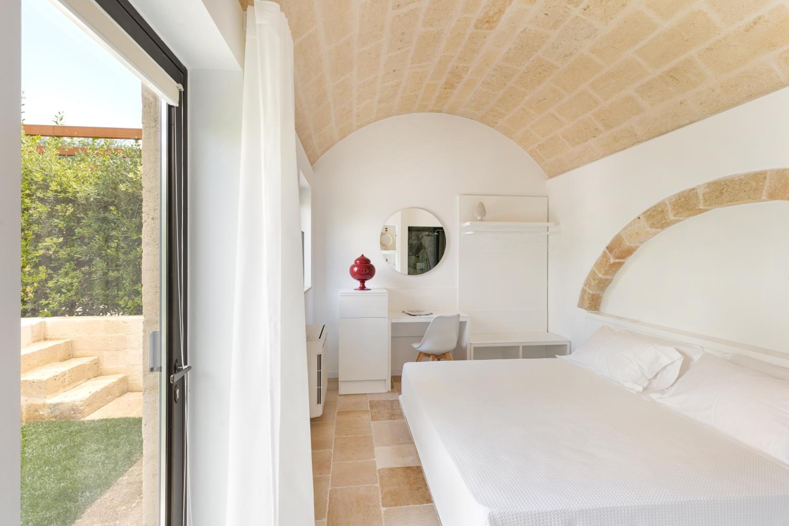 King Room with Garden View photo 2