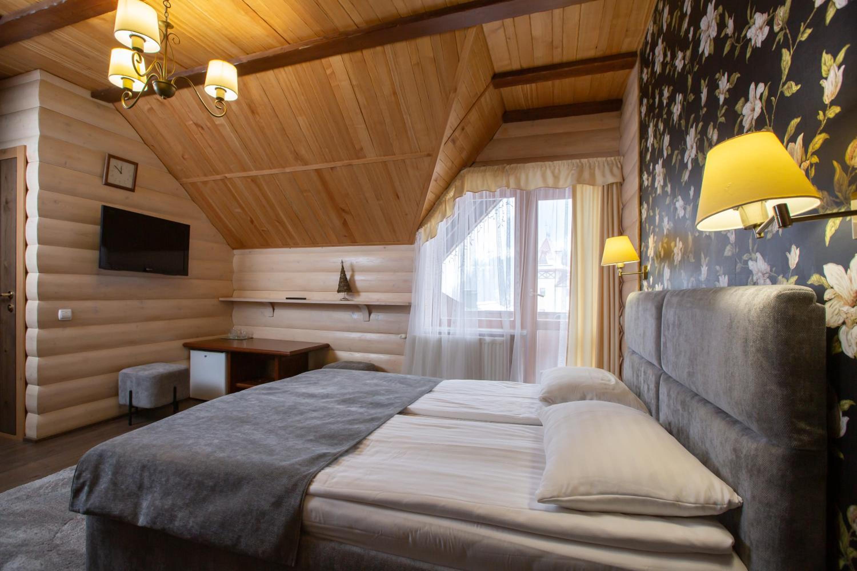Superior Triple Room photo 2