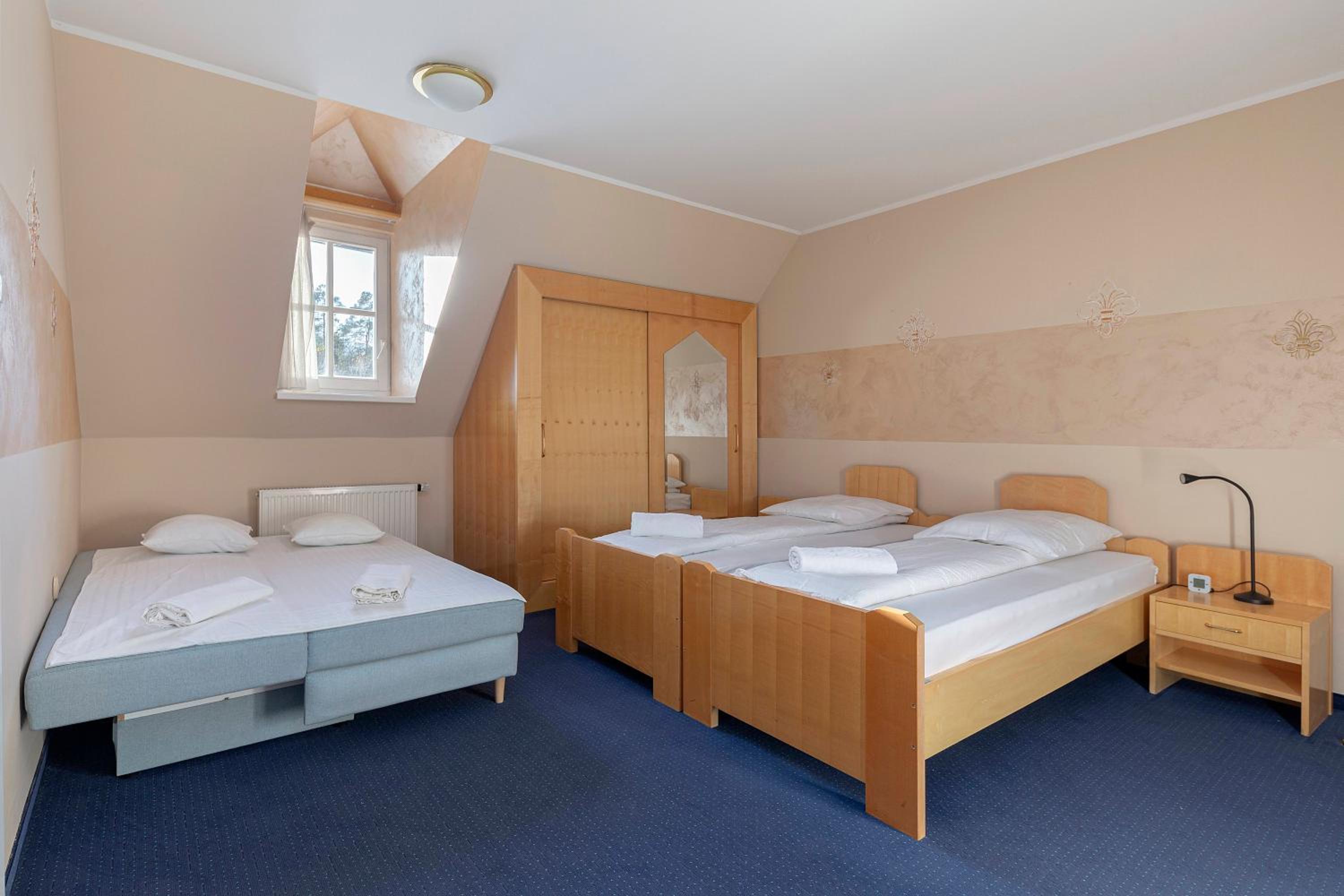Triple Room With Private Bathroom photo 1