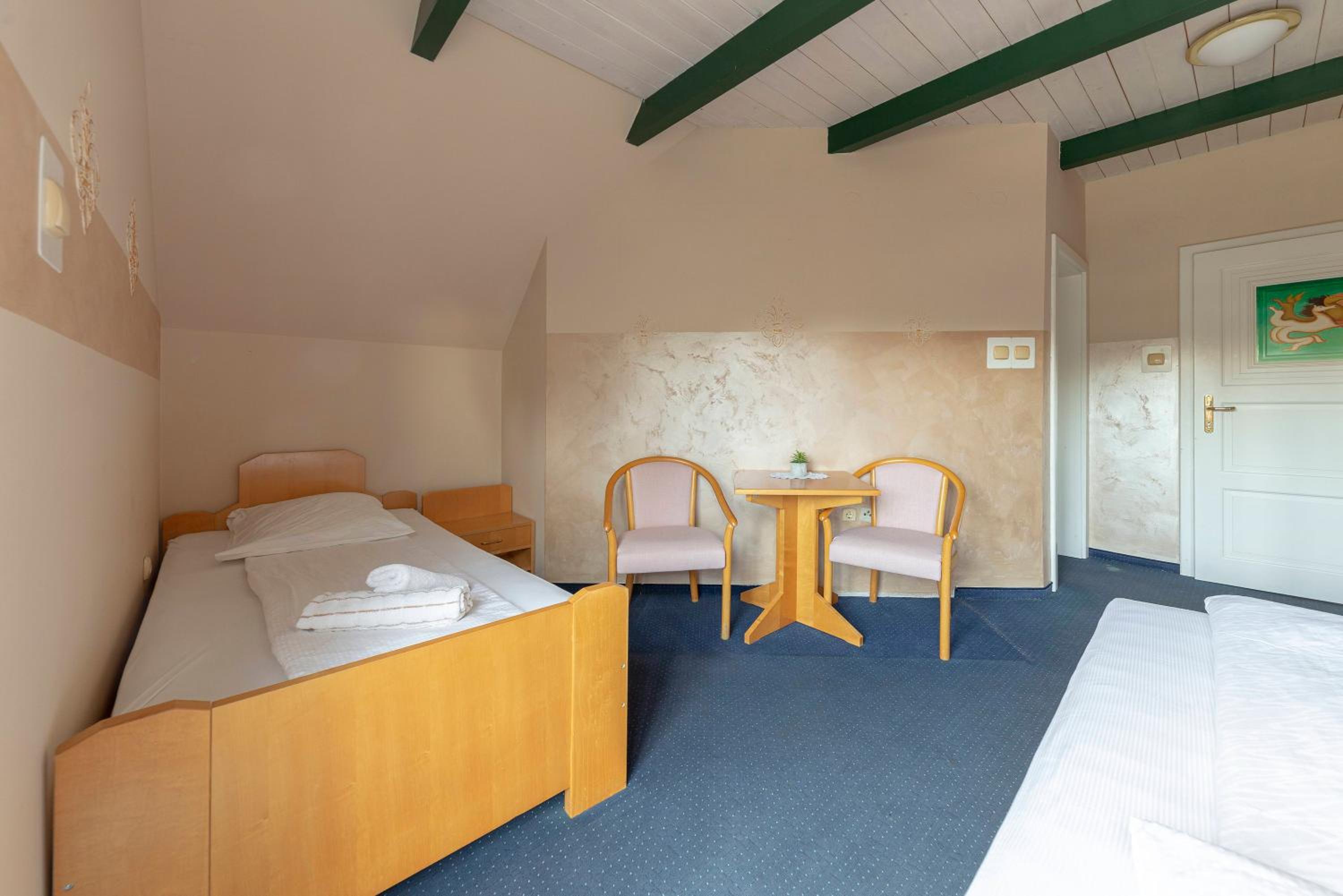 Deluxe Double Room With Balcony photo 2