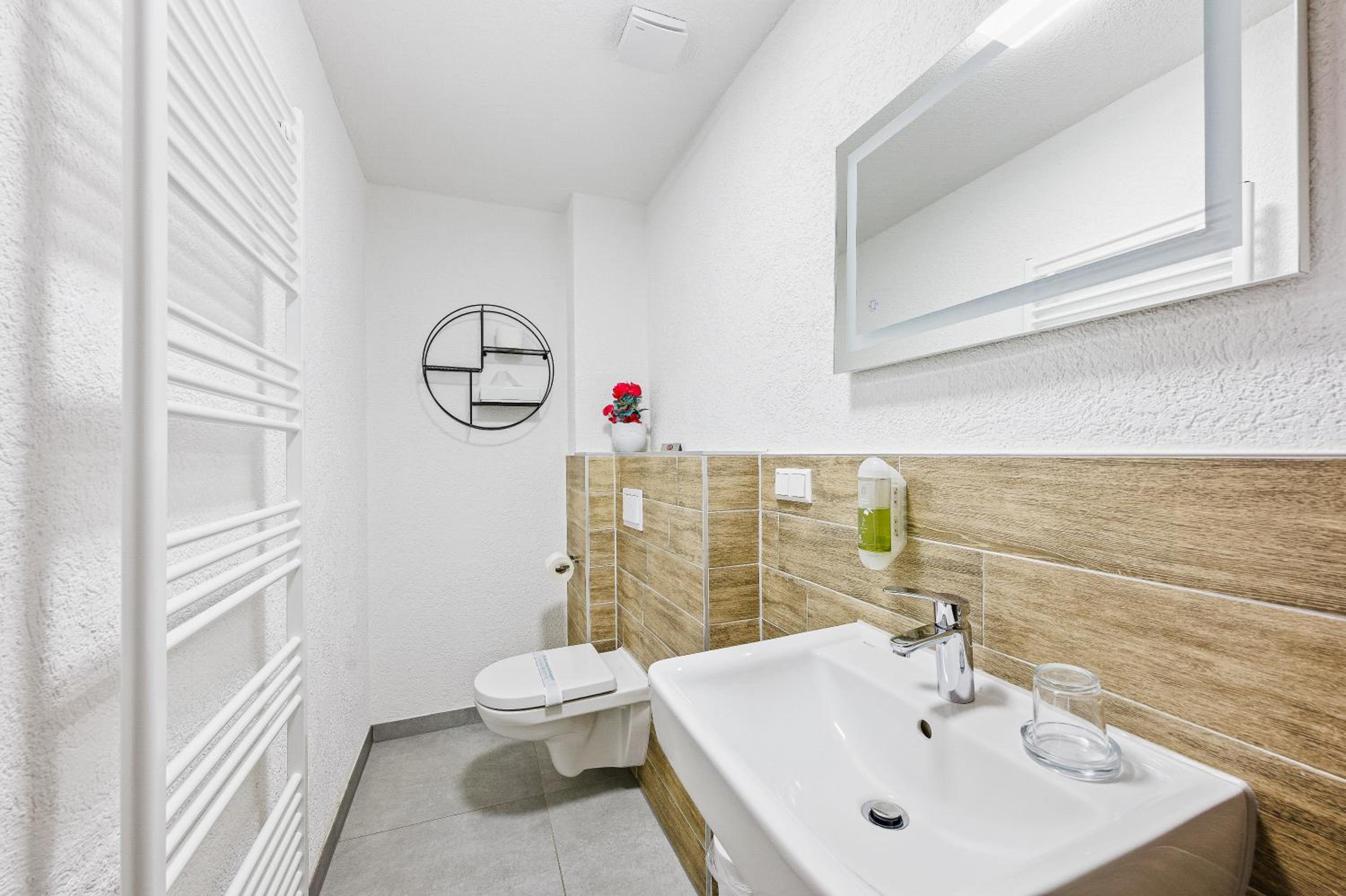 Apartment - Ground Floor - Photo 5