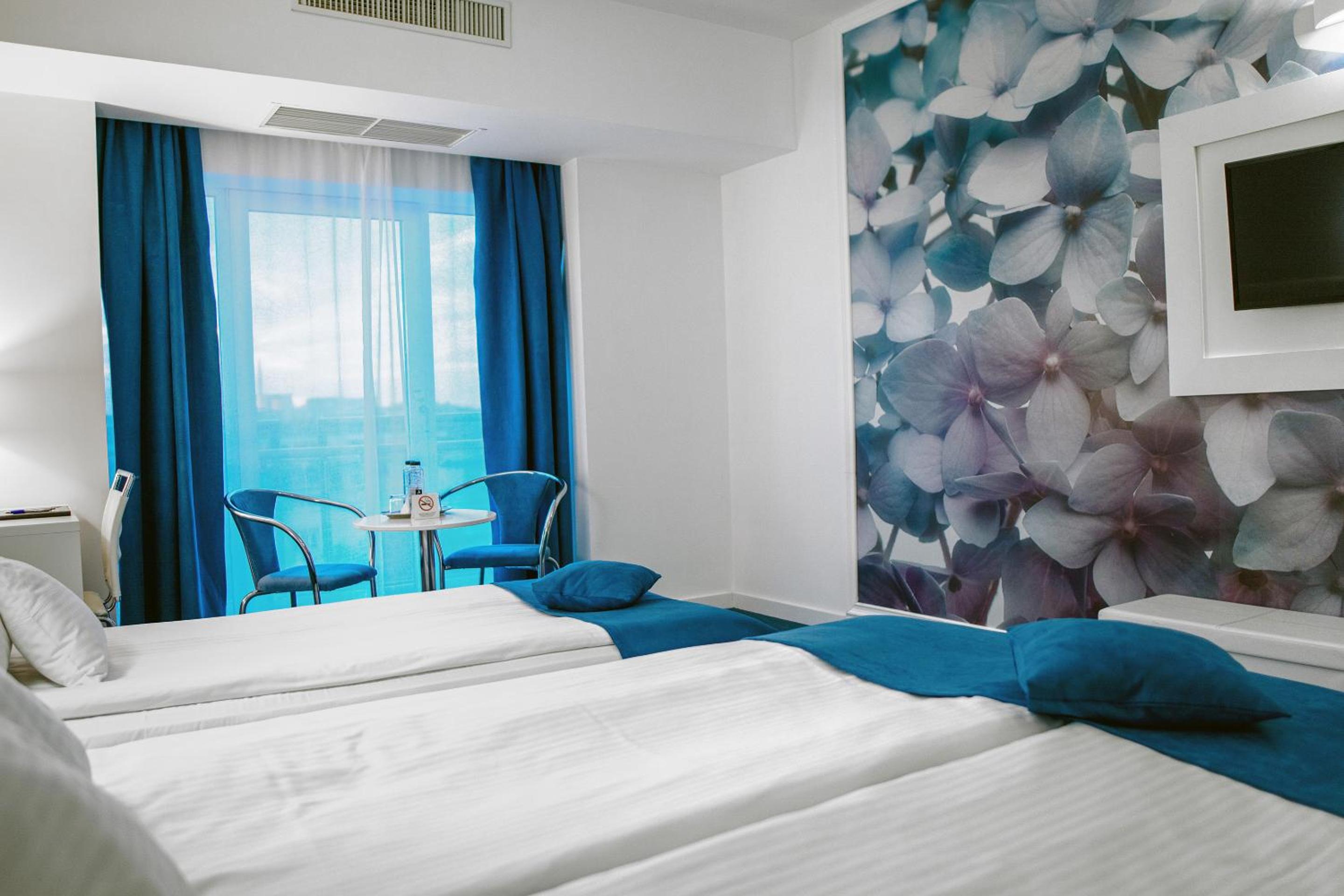 Standard Triple Room - Photo 4