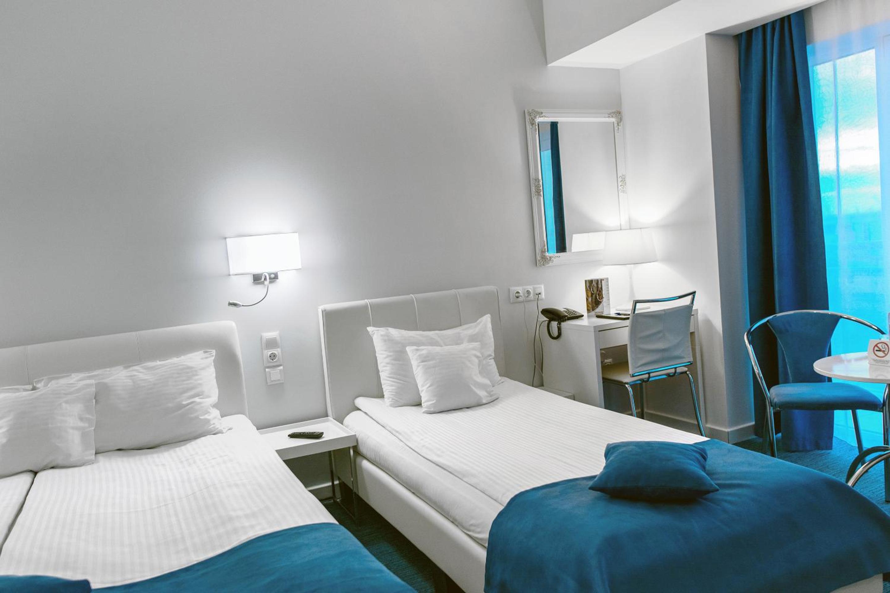 Standard Triple Room - Photo 5