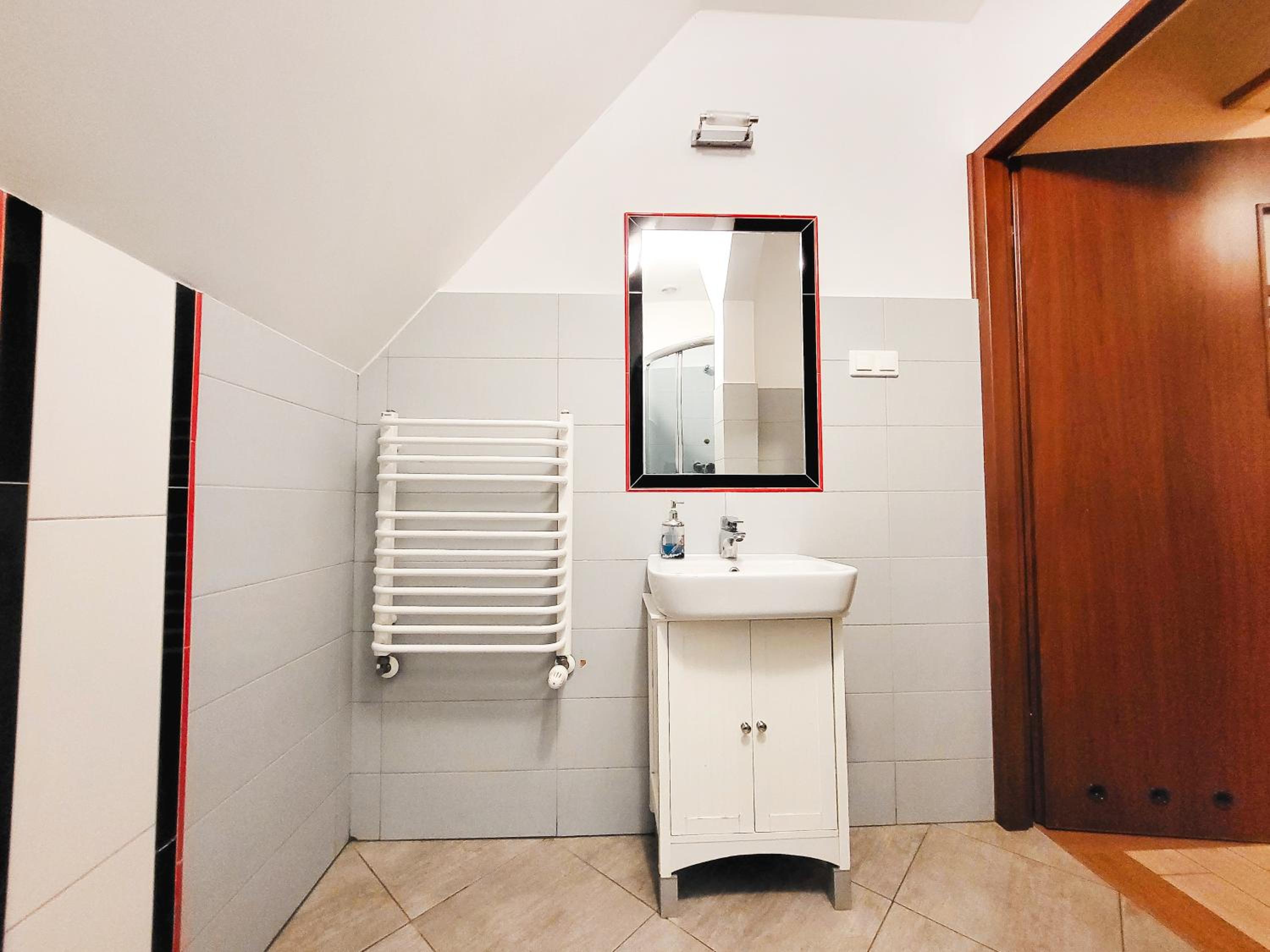 Quadruple Room - Photo 3