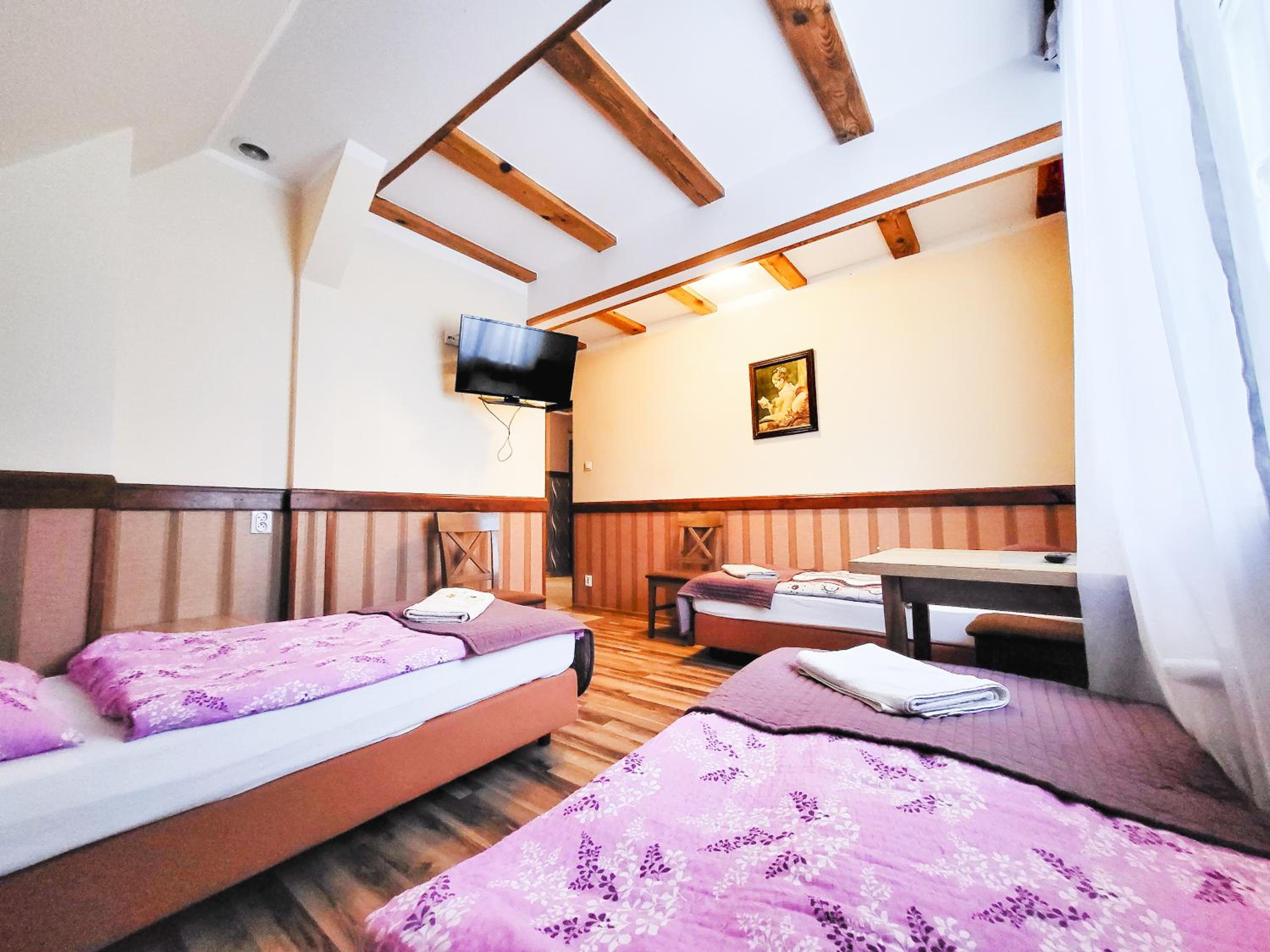 Classic Triple Room - Photo 1