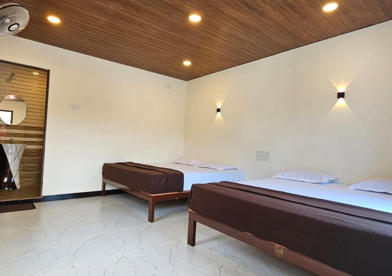 Double Room - Photo 3