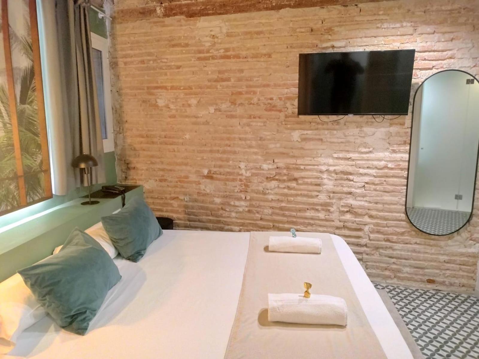Interior double Room with Spa Bath - Photo 3