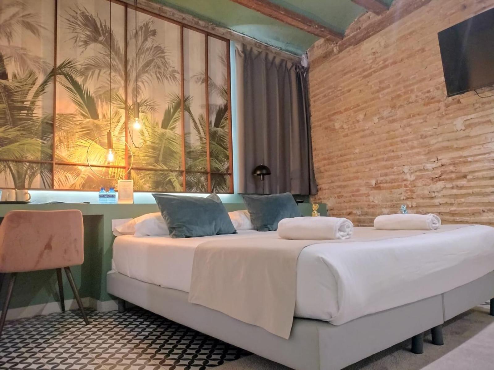 Interior double Room with Spa Bath - Photo 5