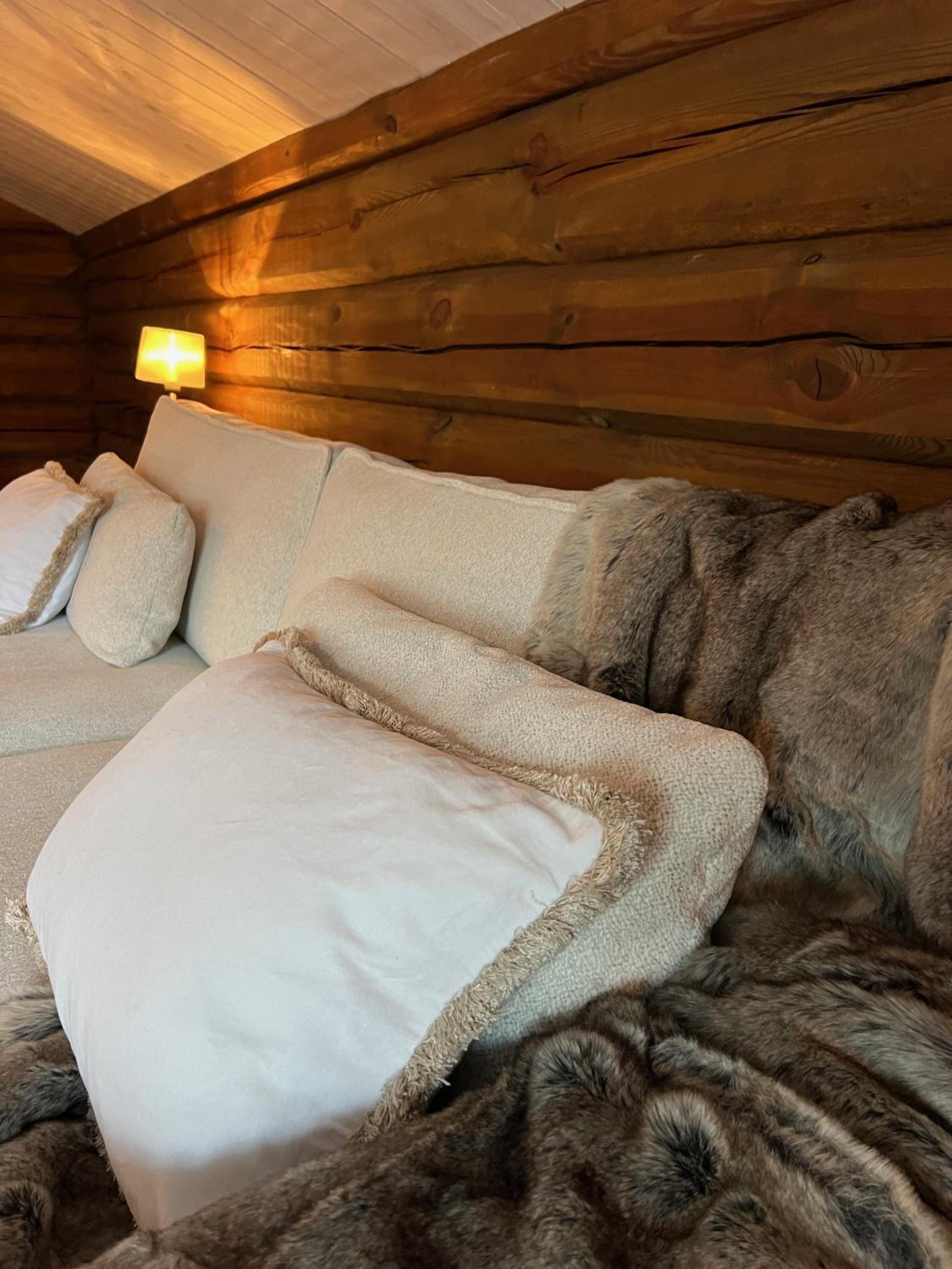 Deluxe King Room photo 3