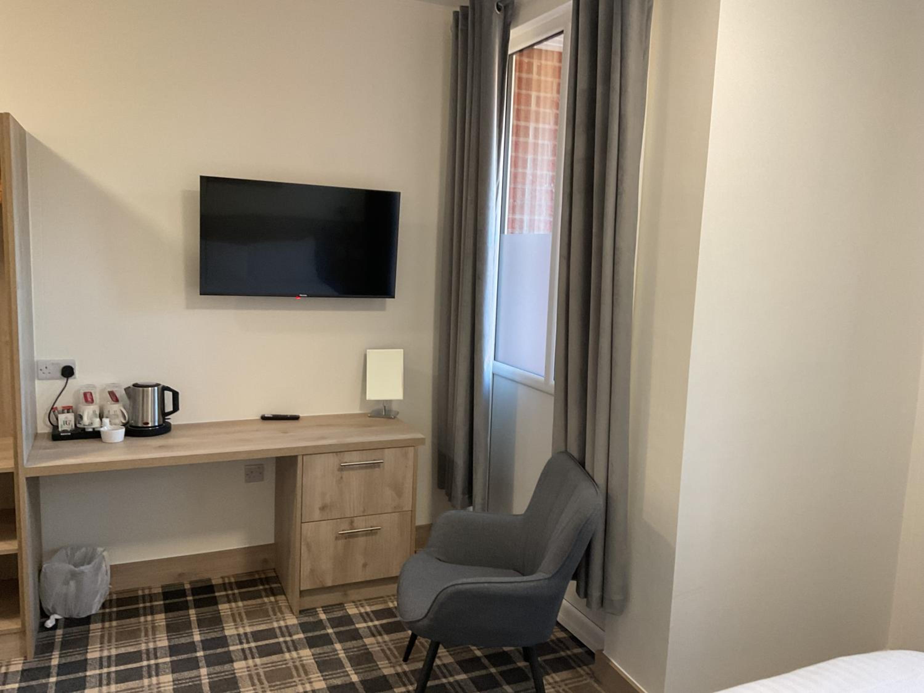 Double Room - Photo 3