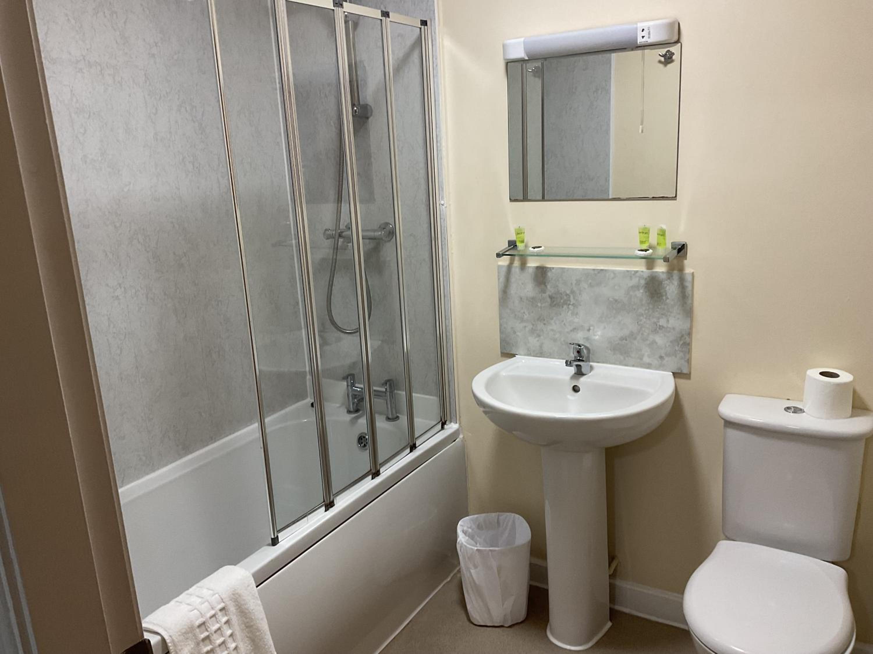 Triple Room - Photo 2