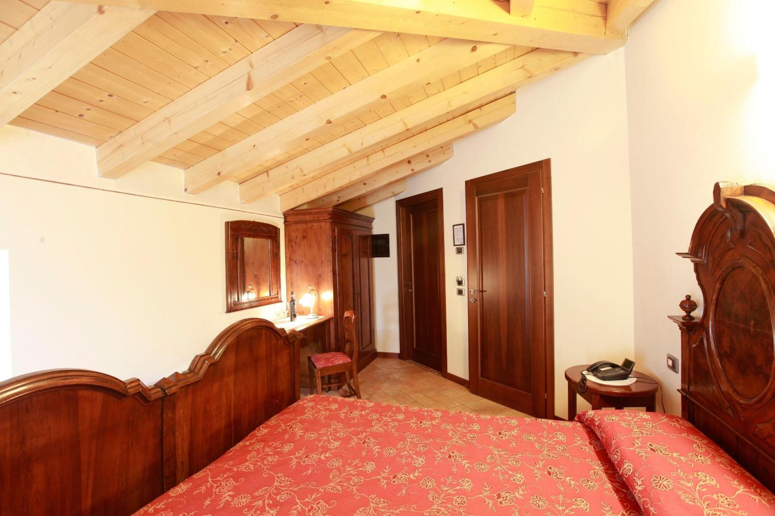 Double or Twin Room photo 3