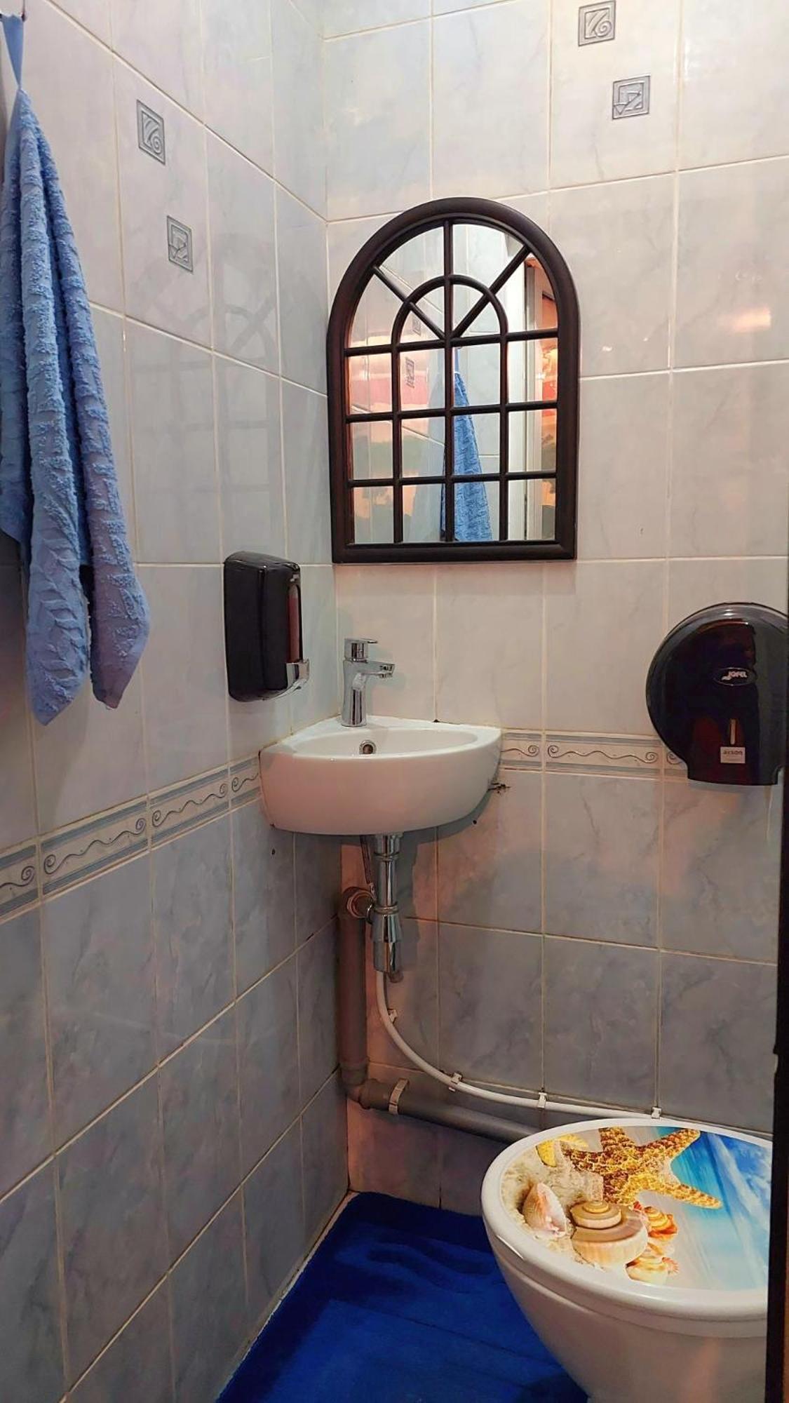 Standard Double Room with Shared Bathroom photo 2