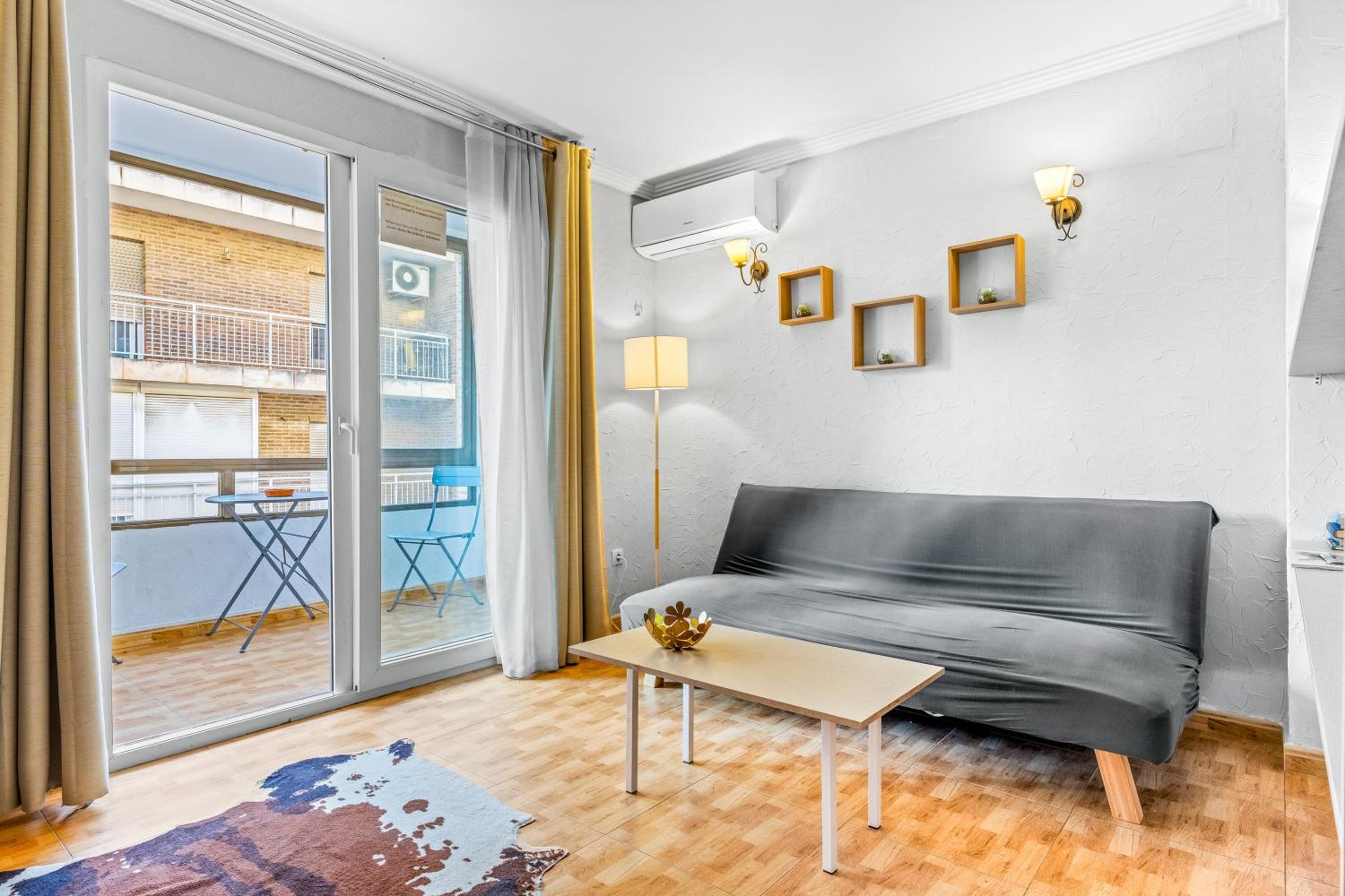Habitación triple con ducha