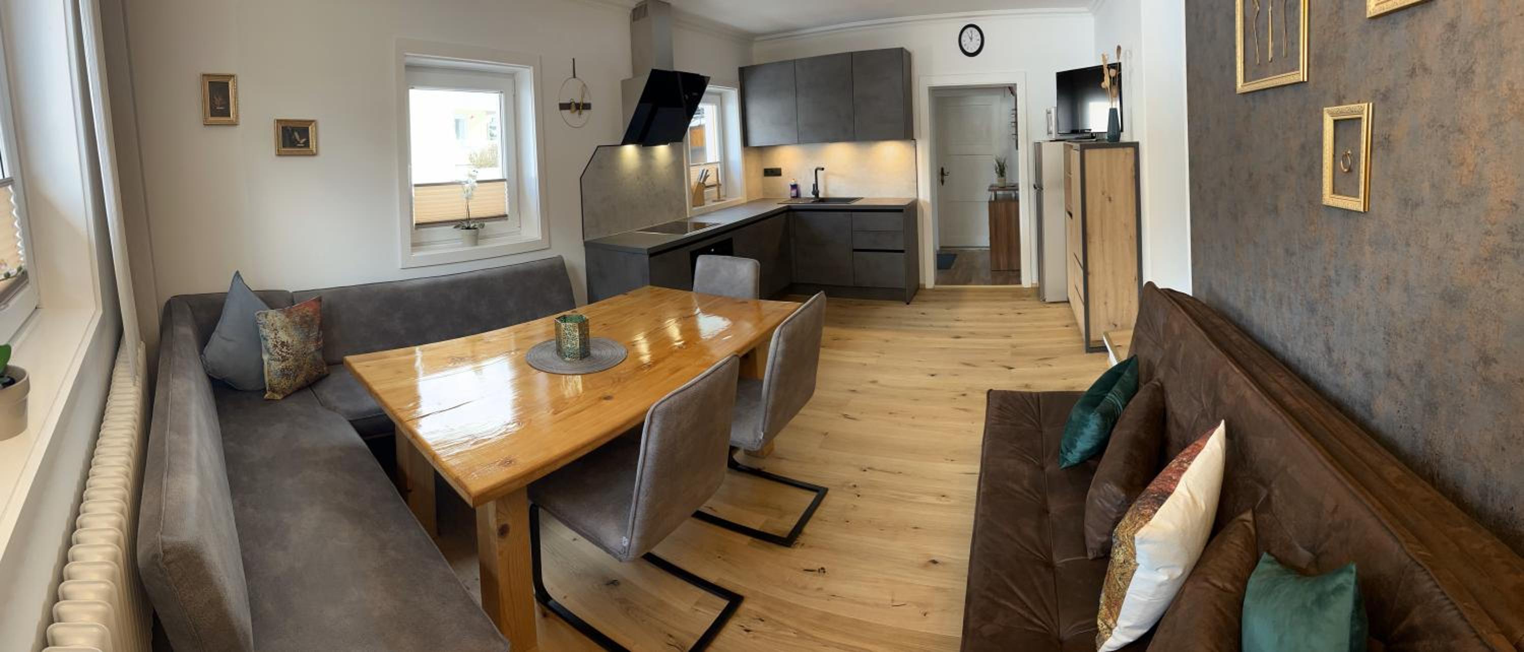 Two-Bedroom Apartment with Terrace photo 3