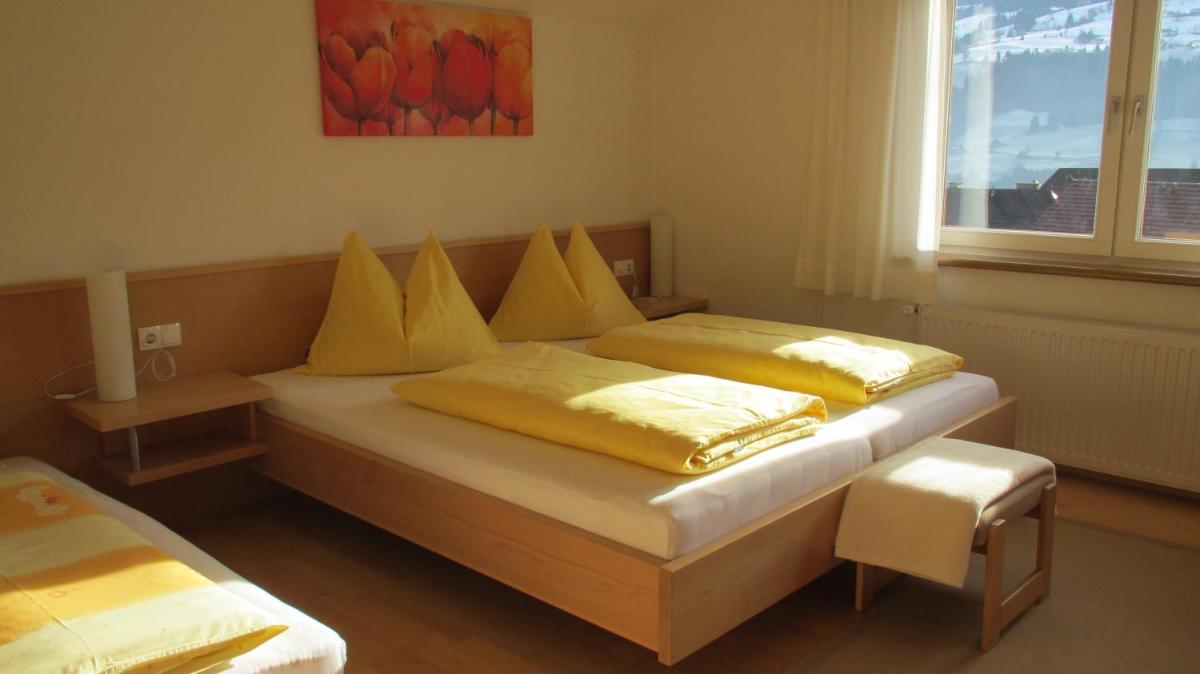 One-Bedroom Apartment with Balcony photo 2