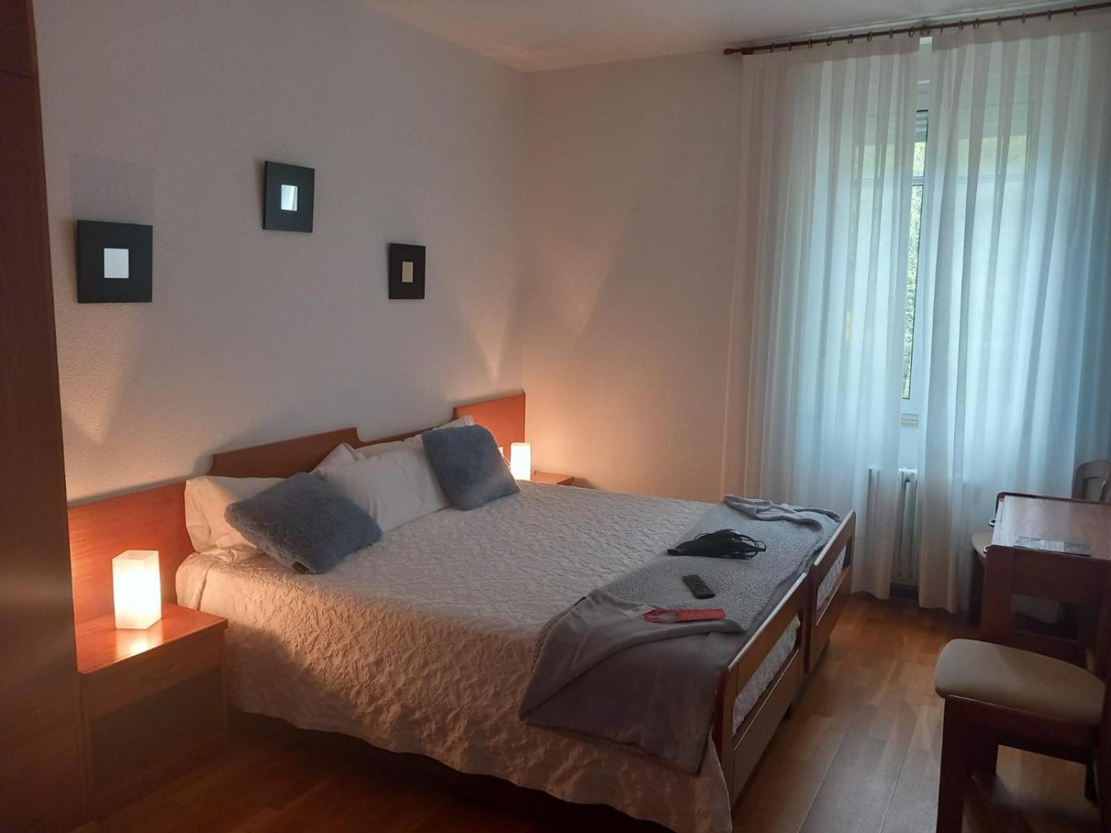 Habitación Doble con Baño Privado
