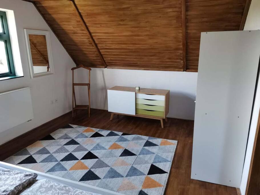 Two-Bedroom House photo 2