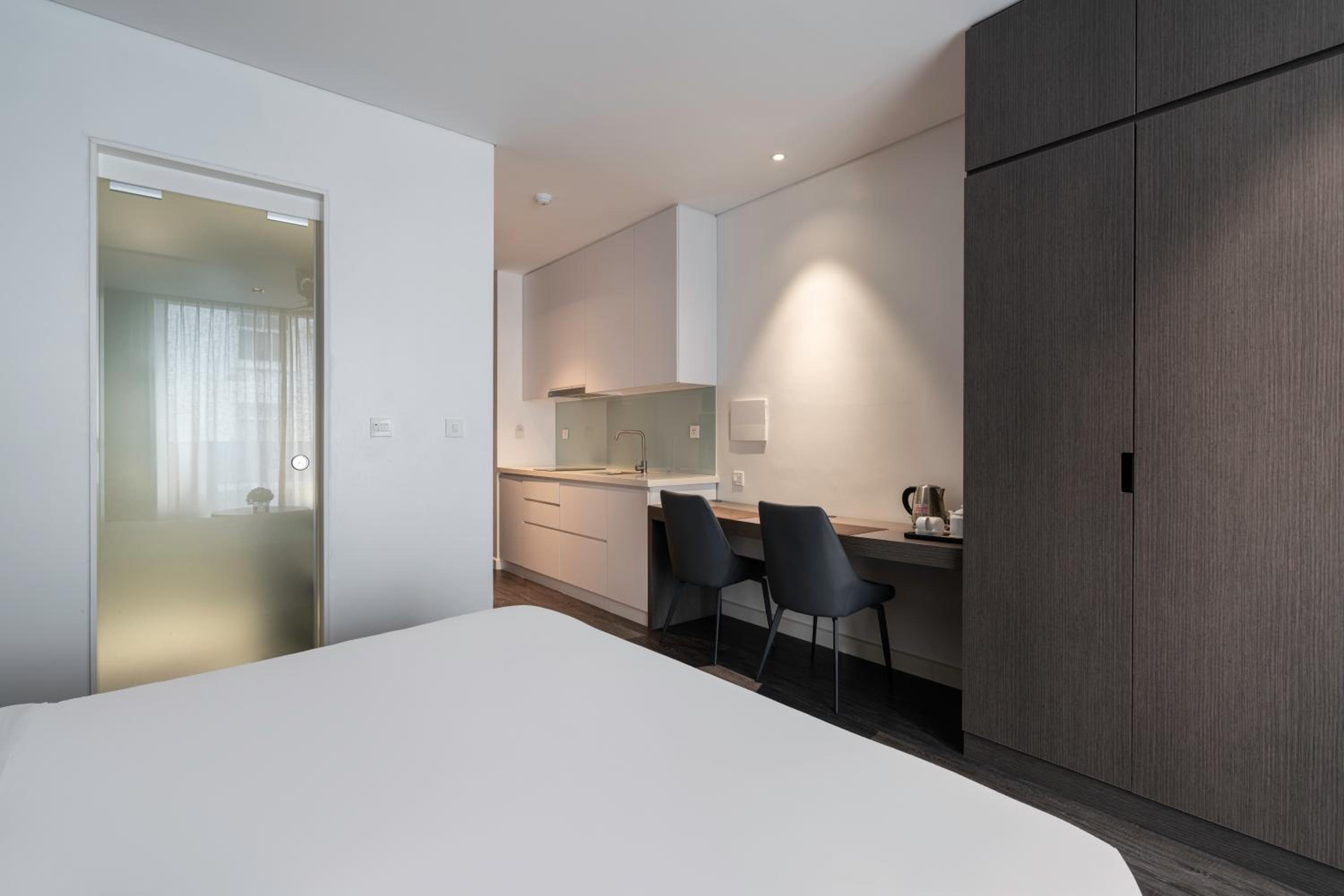 Deluxe Suite - Photo 2