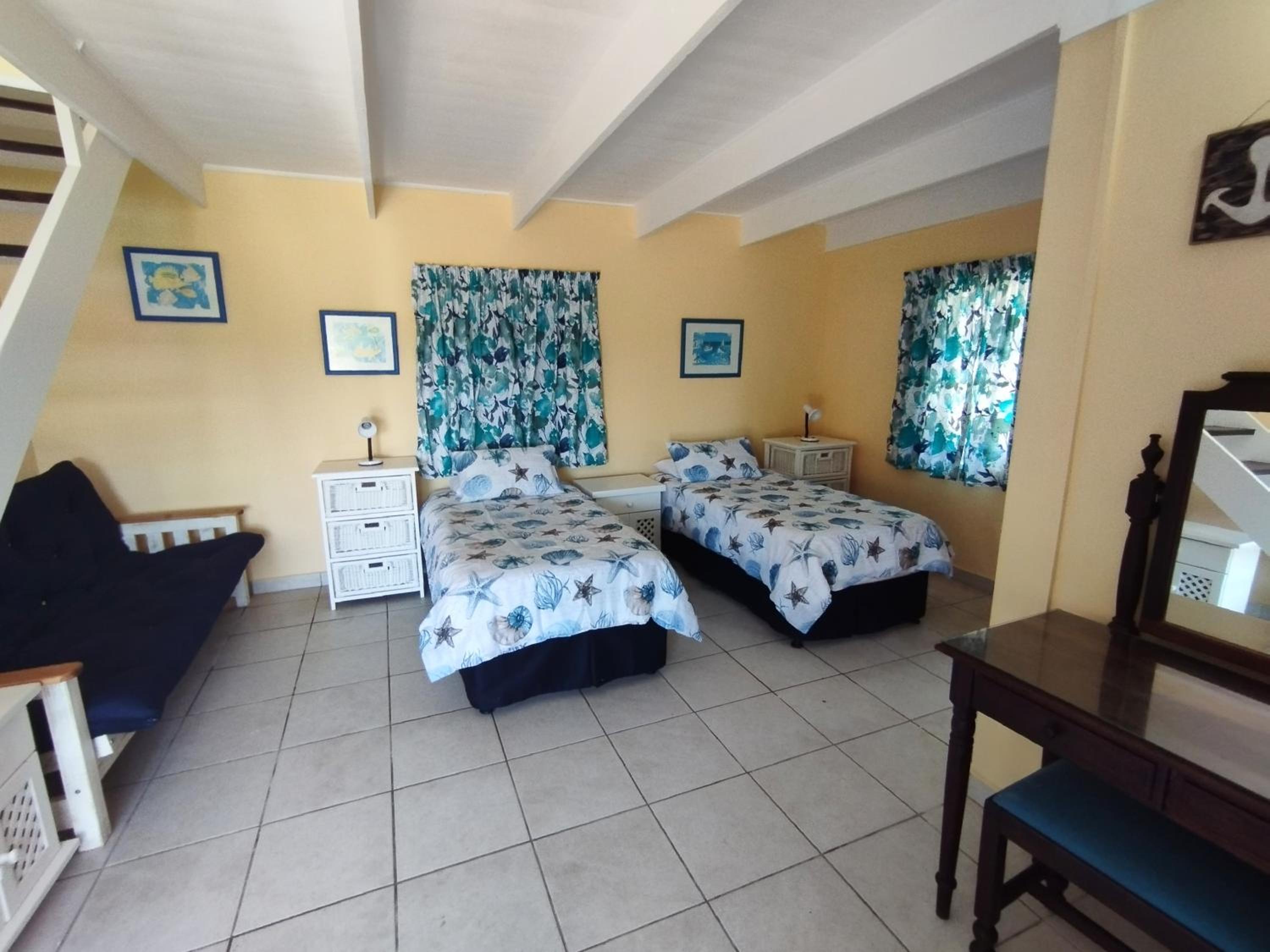Four-Bedroom House photo 1