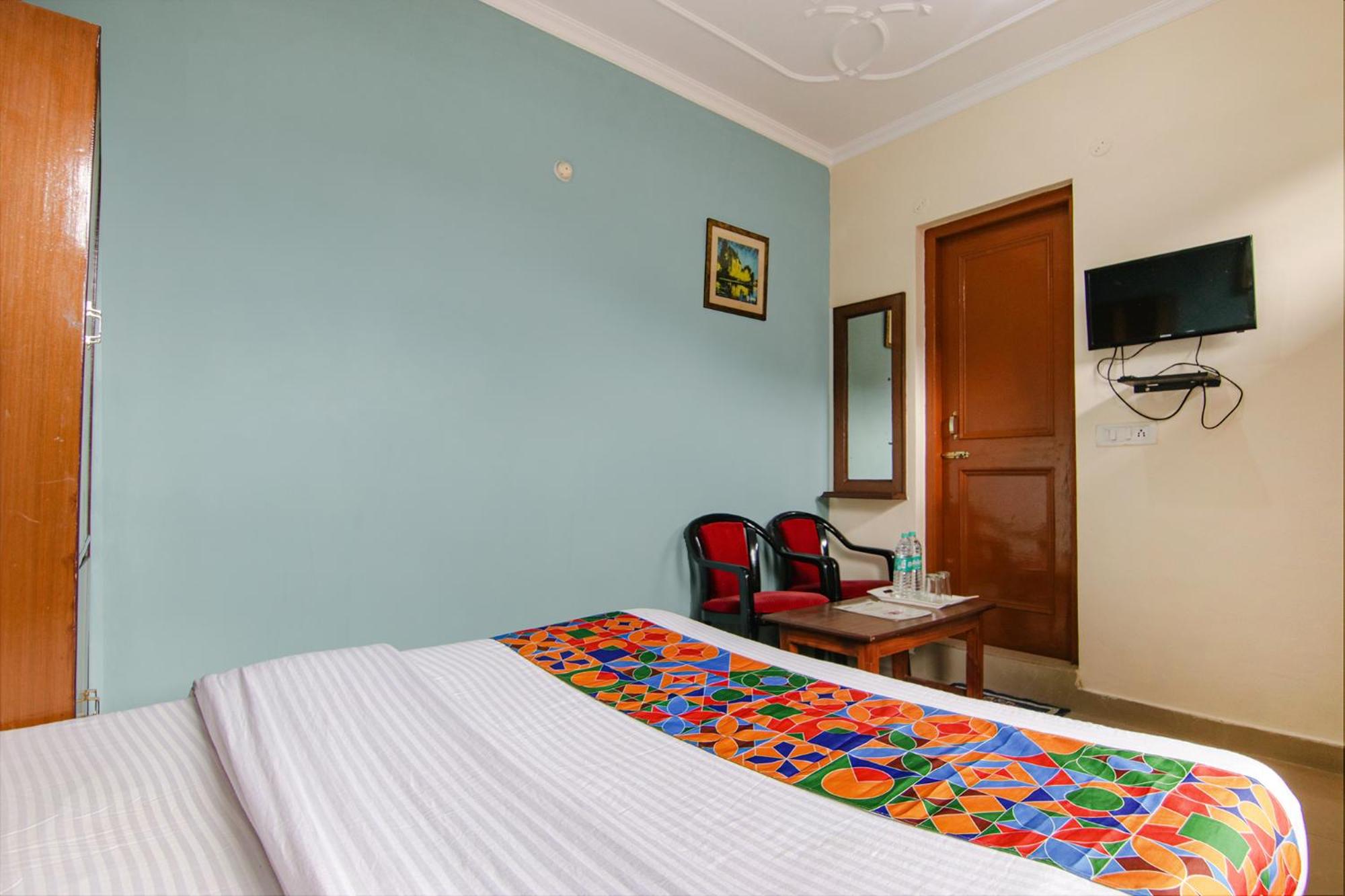 Double Room with Balcony - Photo 1