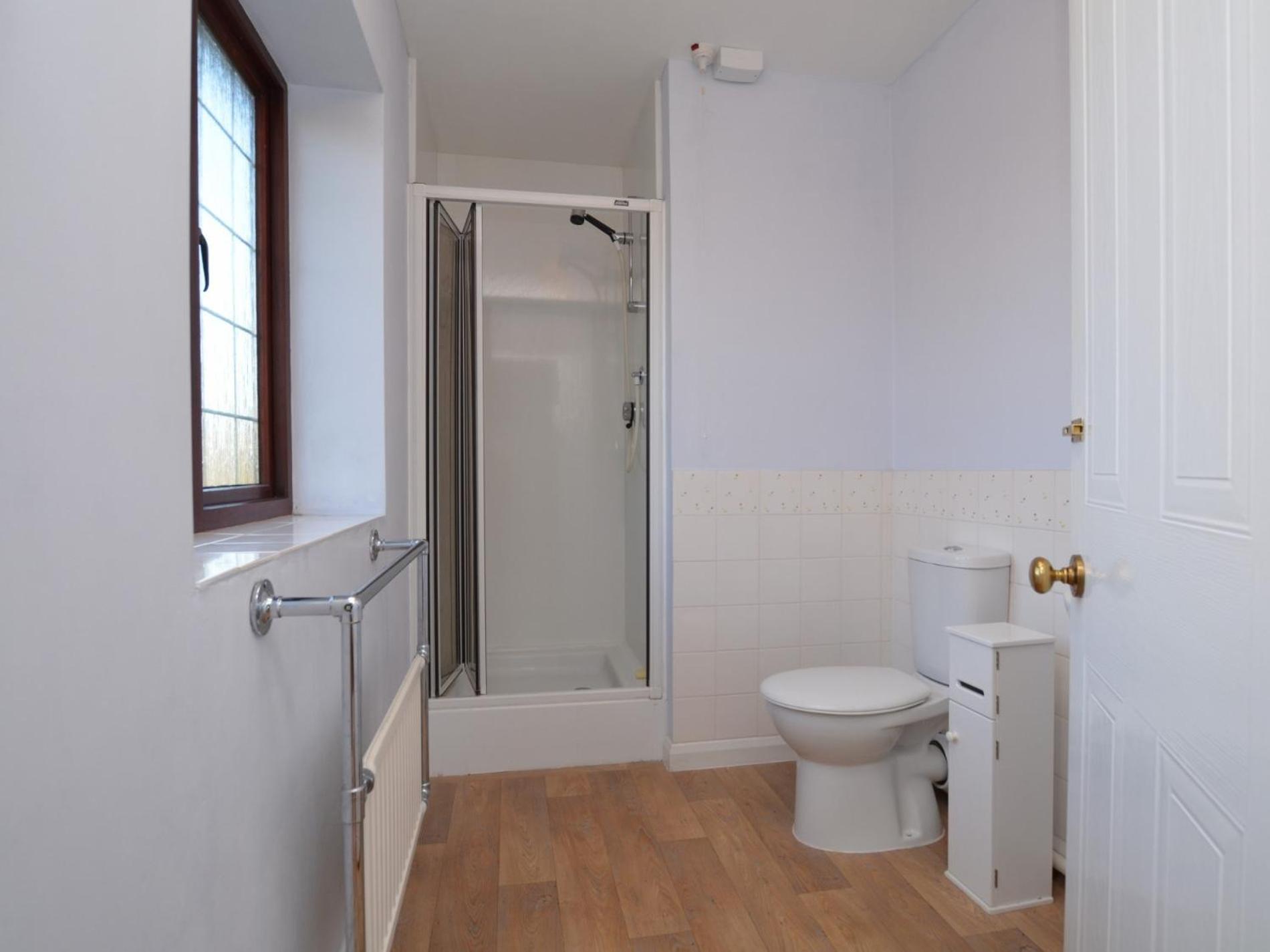 Four-Bedroom House photo 3
