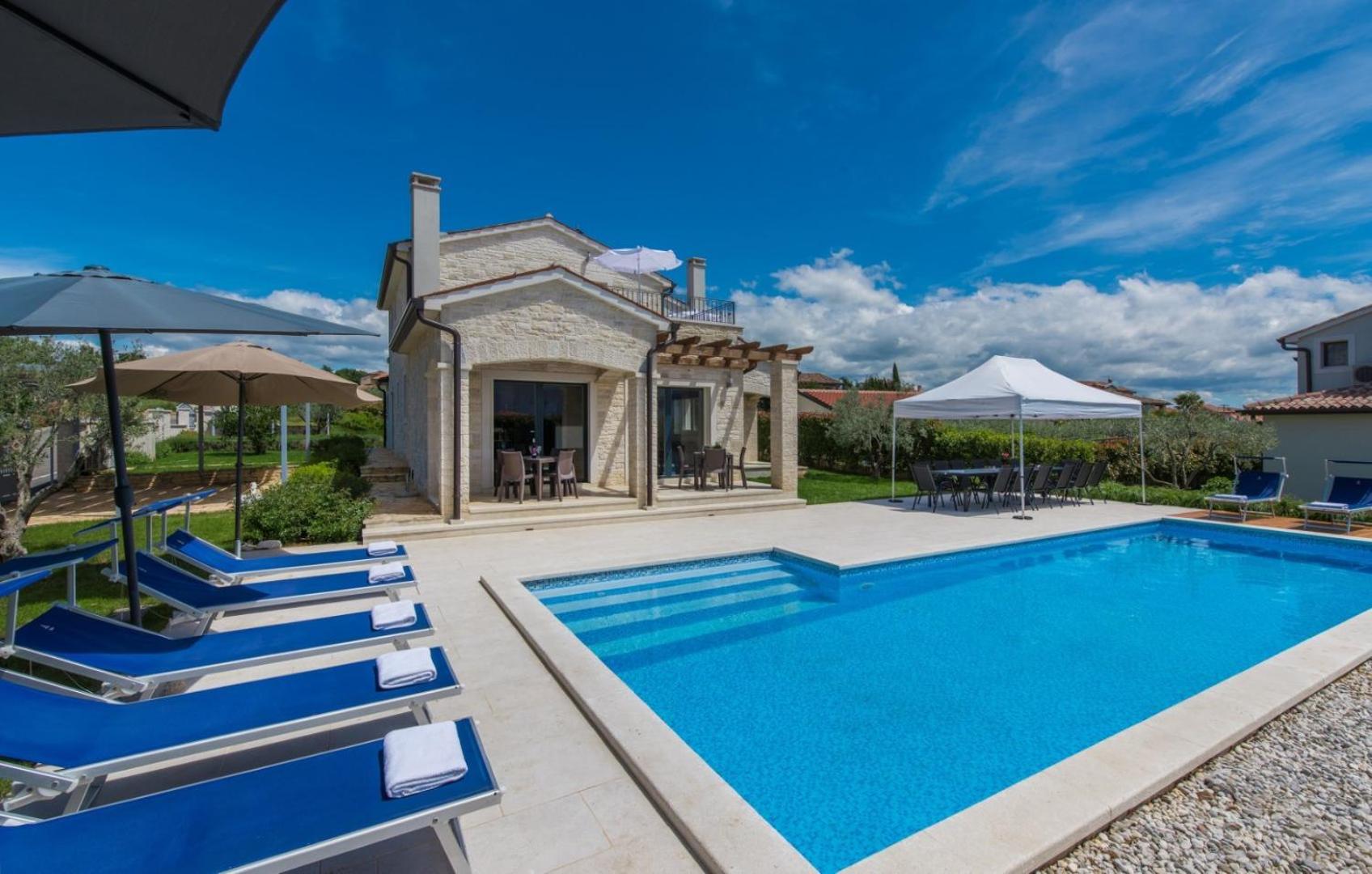 Villa with Private Pool photo 2