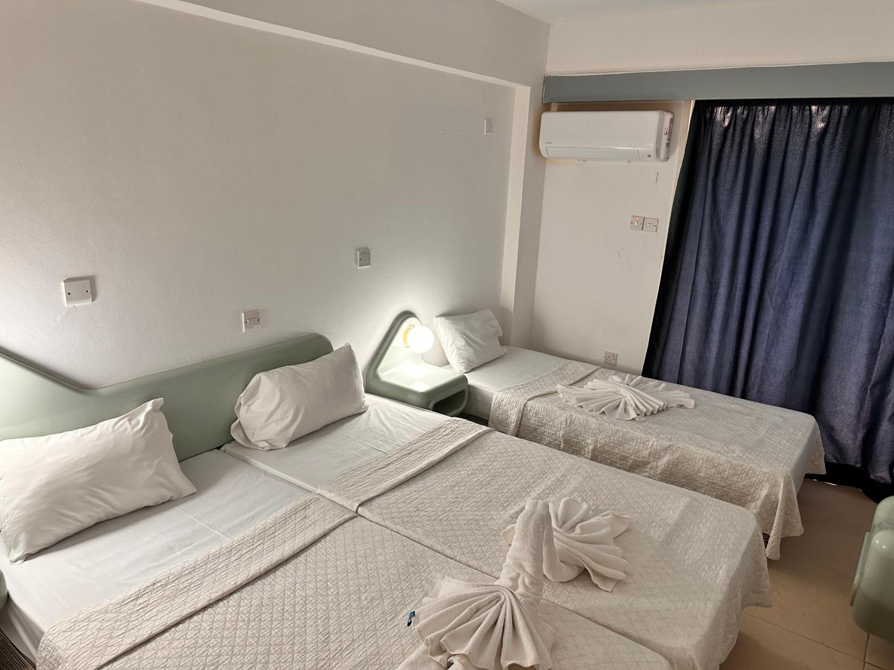 Triple Room photo 2