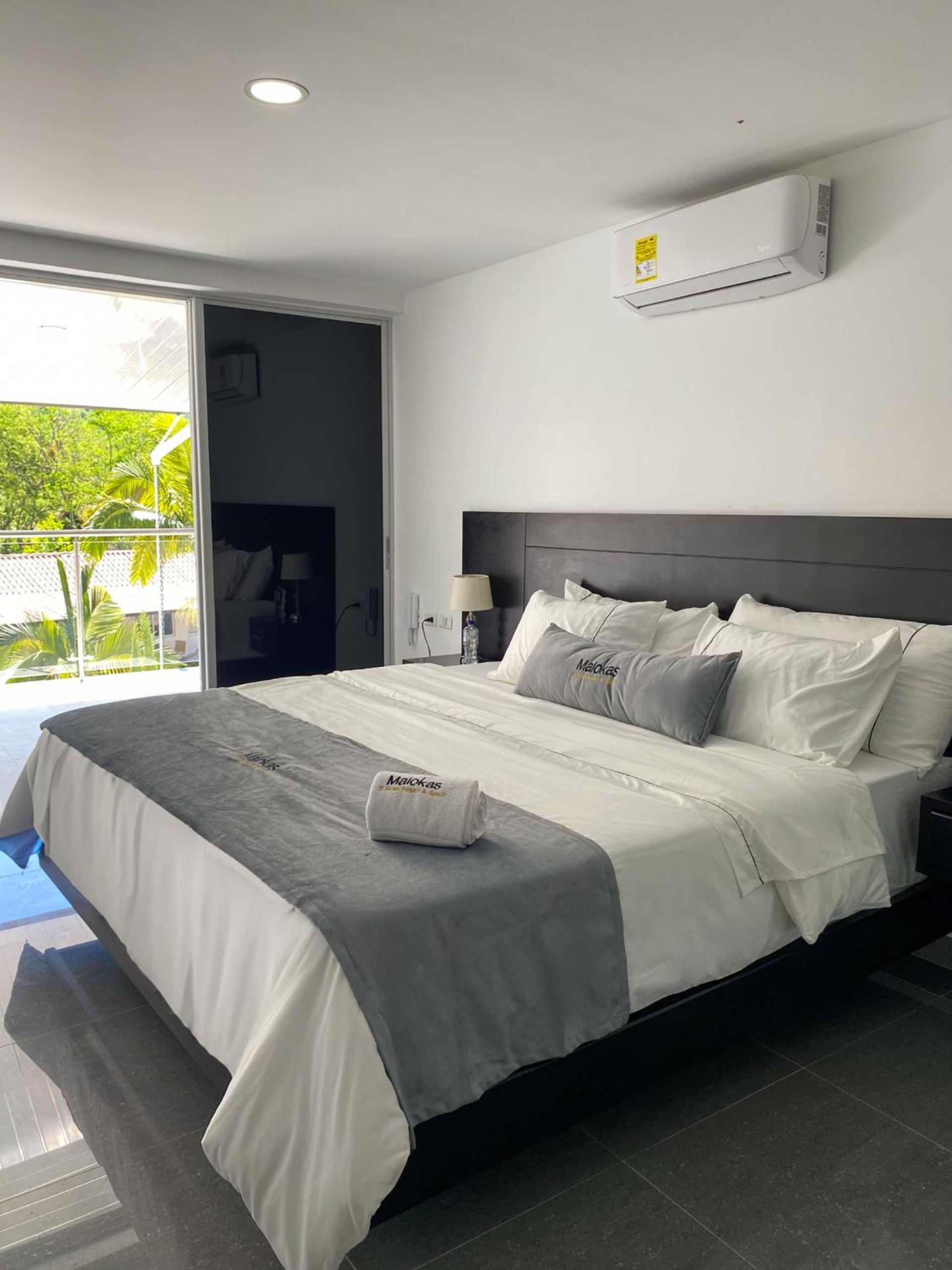 Quadruple Room with Terrace