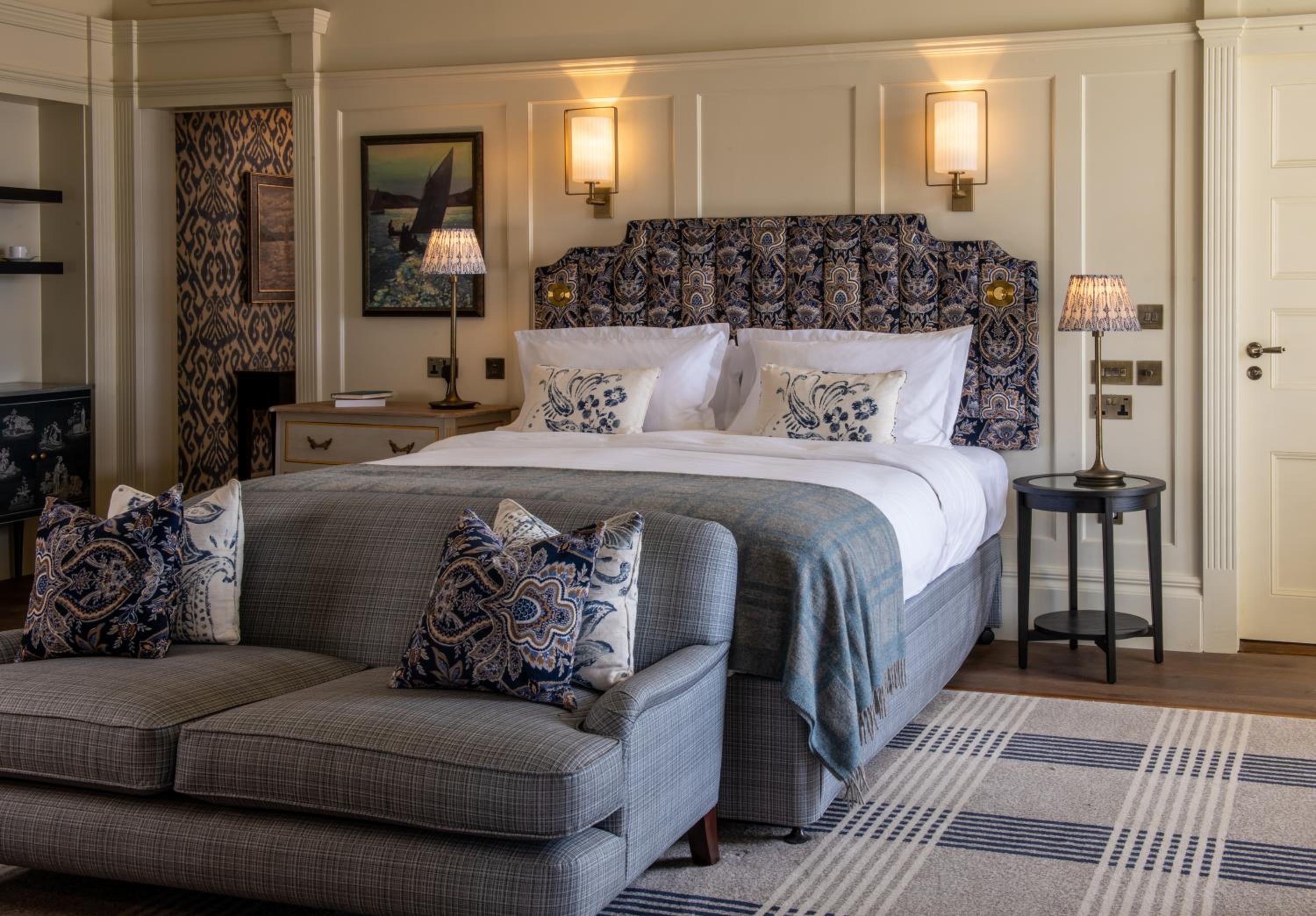 Suite with Lake View photo 1