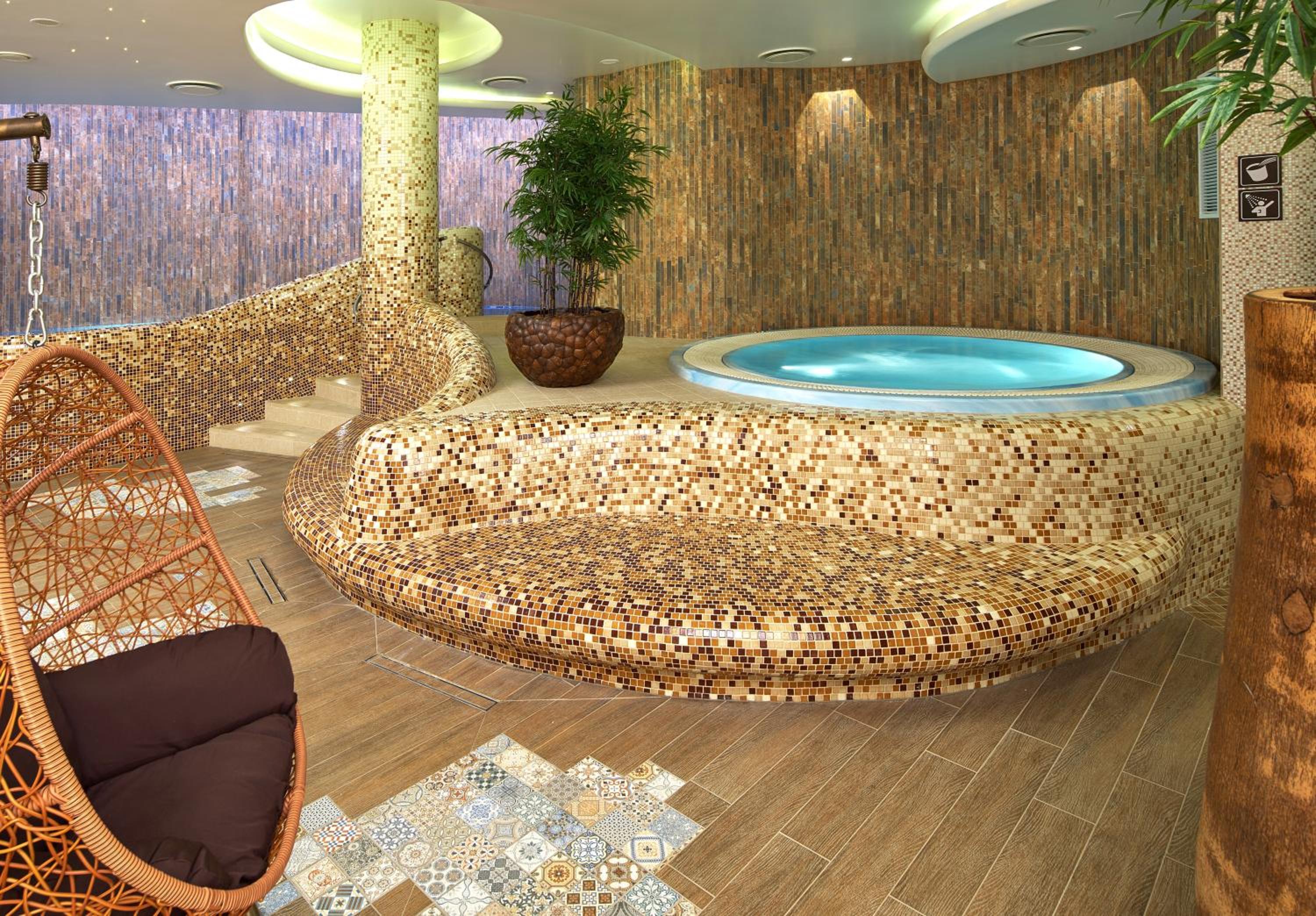 Mansard Double or Twin Room with City View and Daily Spa Access