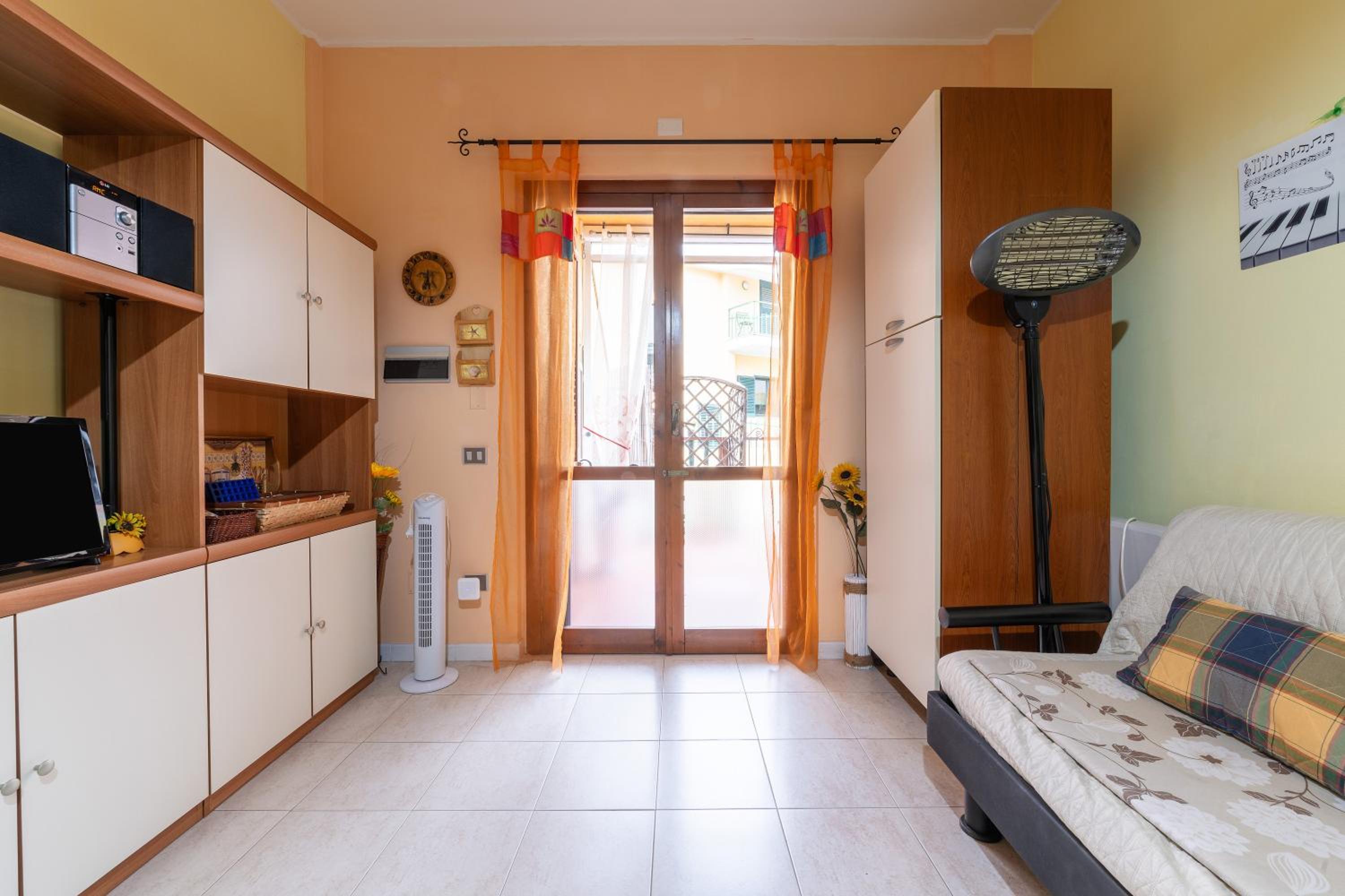 One-Bedroom House