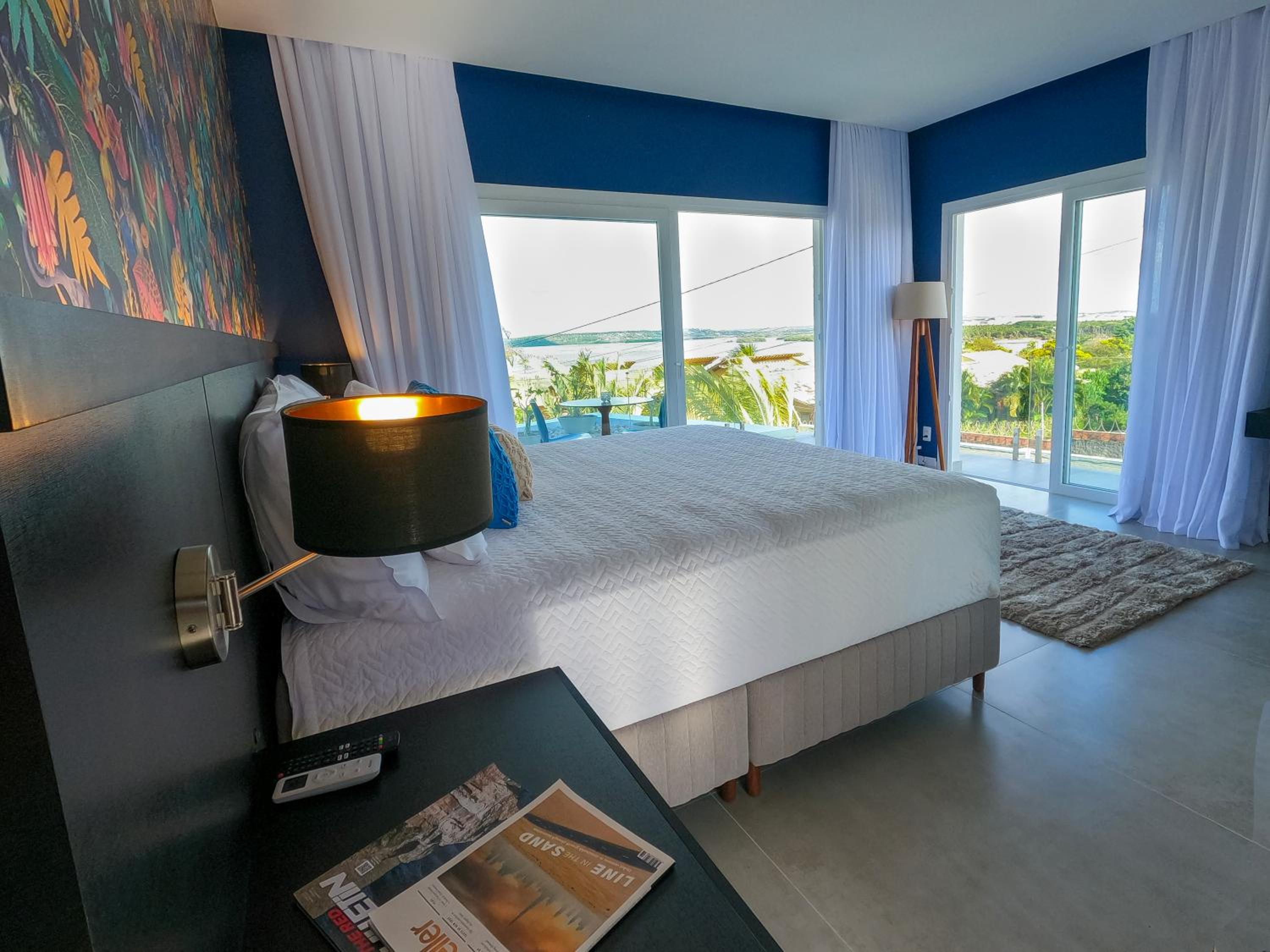 Suite with Lake View