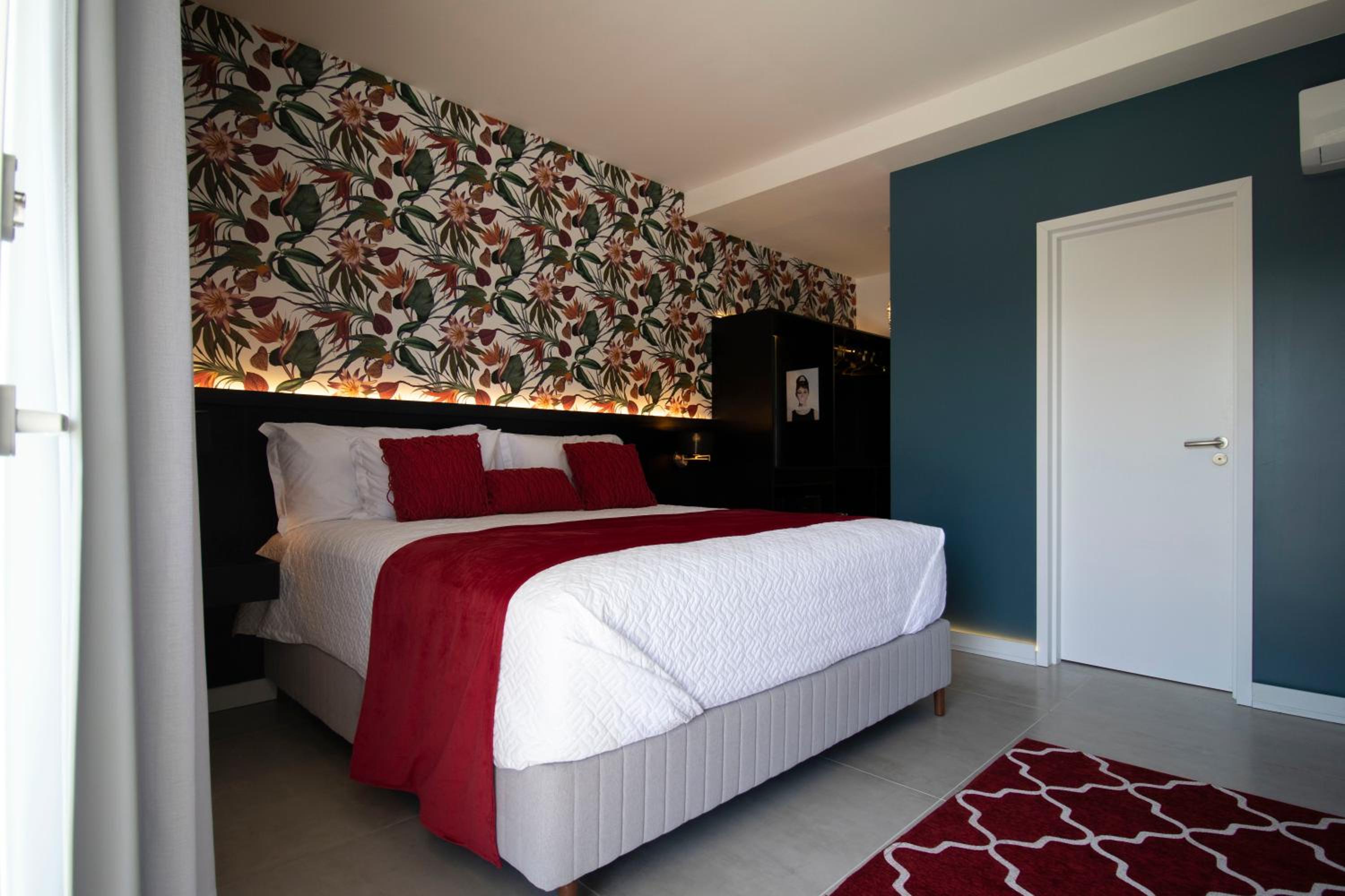 Suite with Pool View