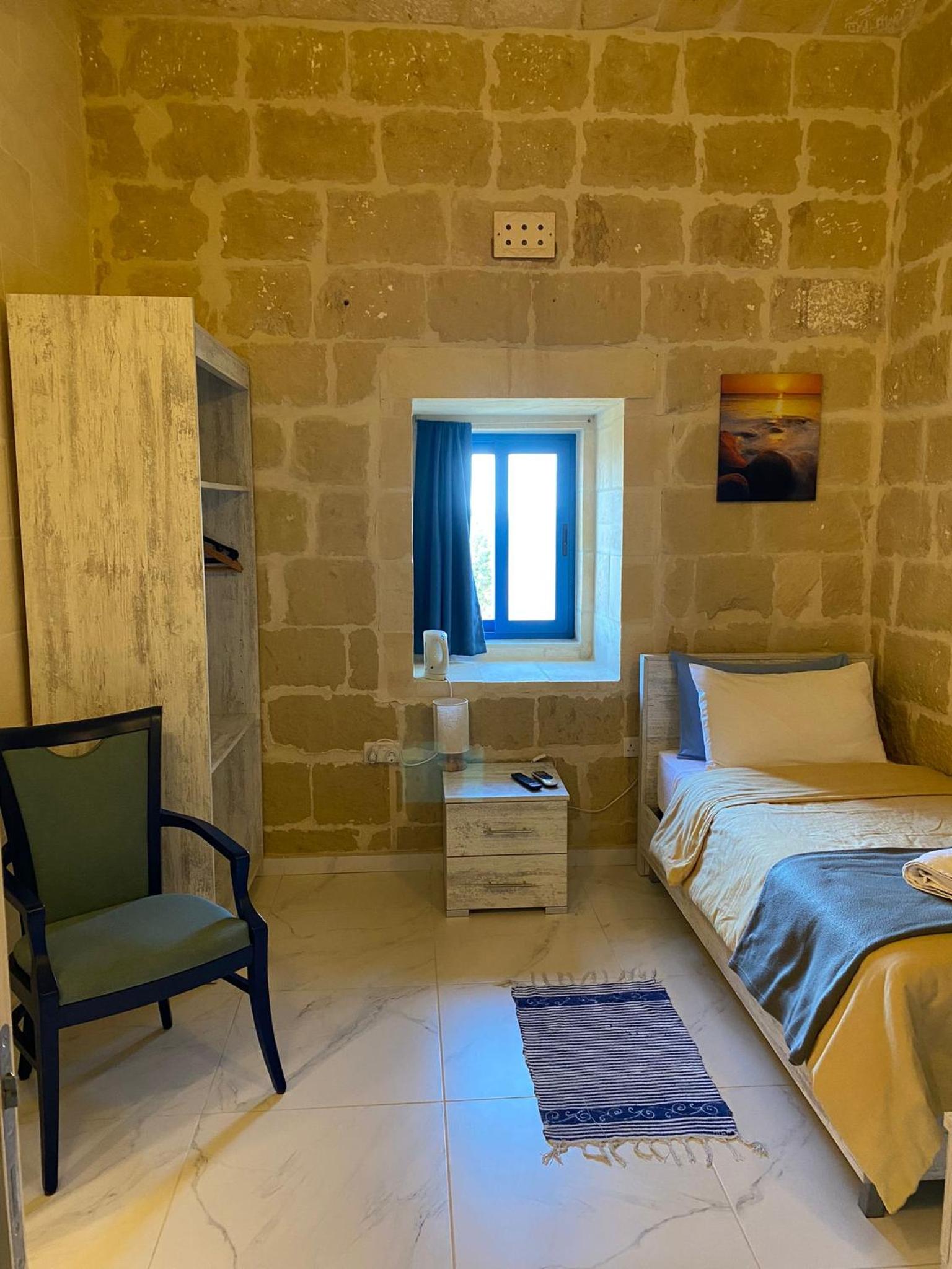 Single Room photo 1