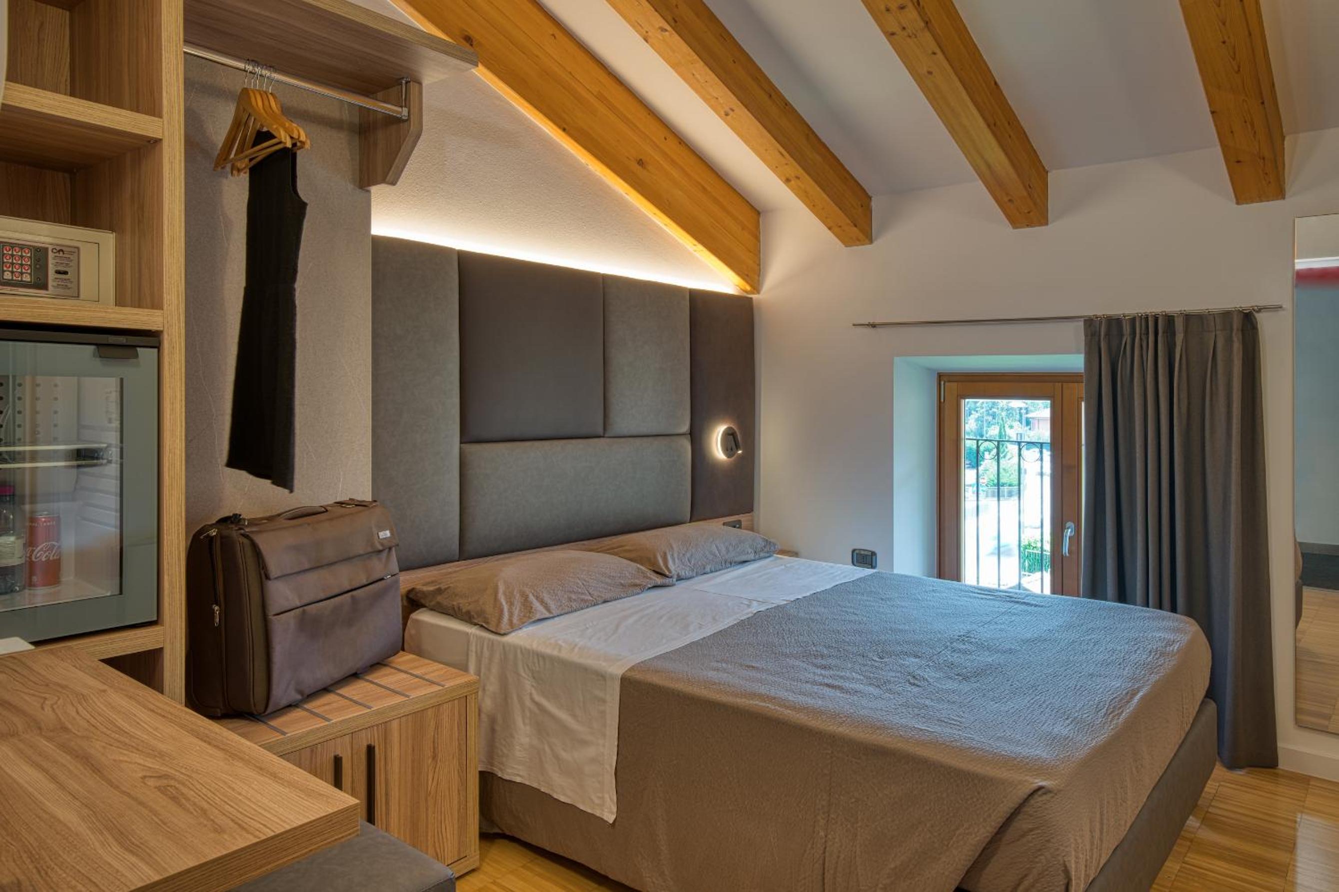 Double Room - Photo 1