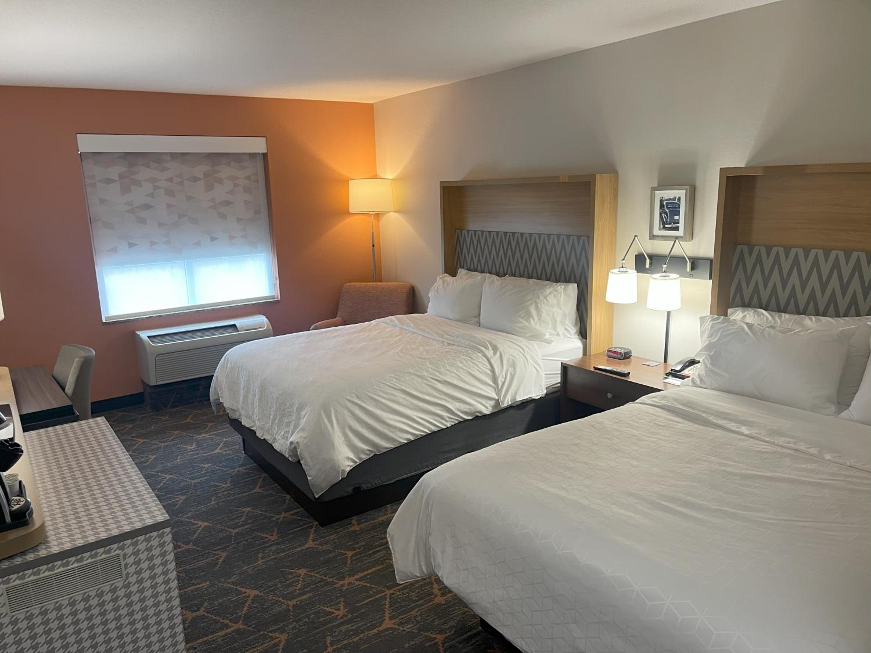 Standard Room - Photo 1