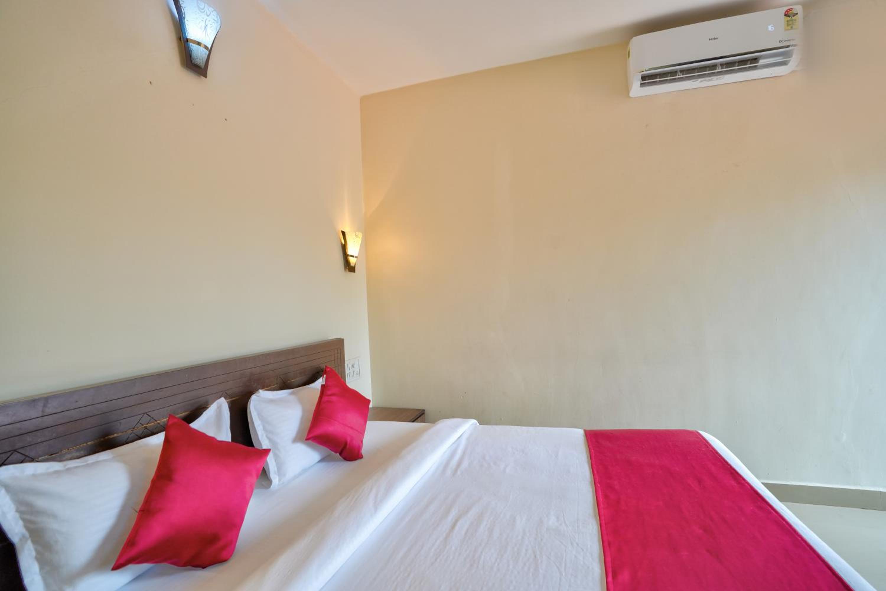 Triple Room - Photo 31