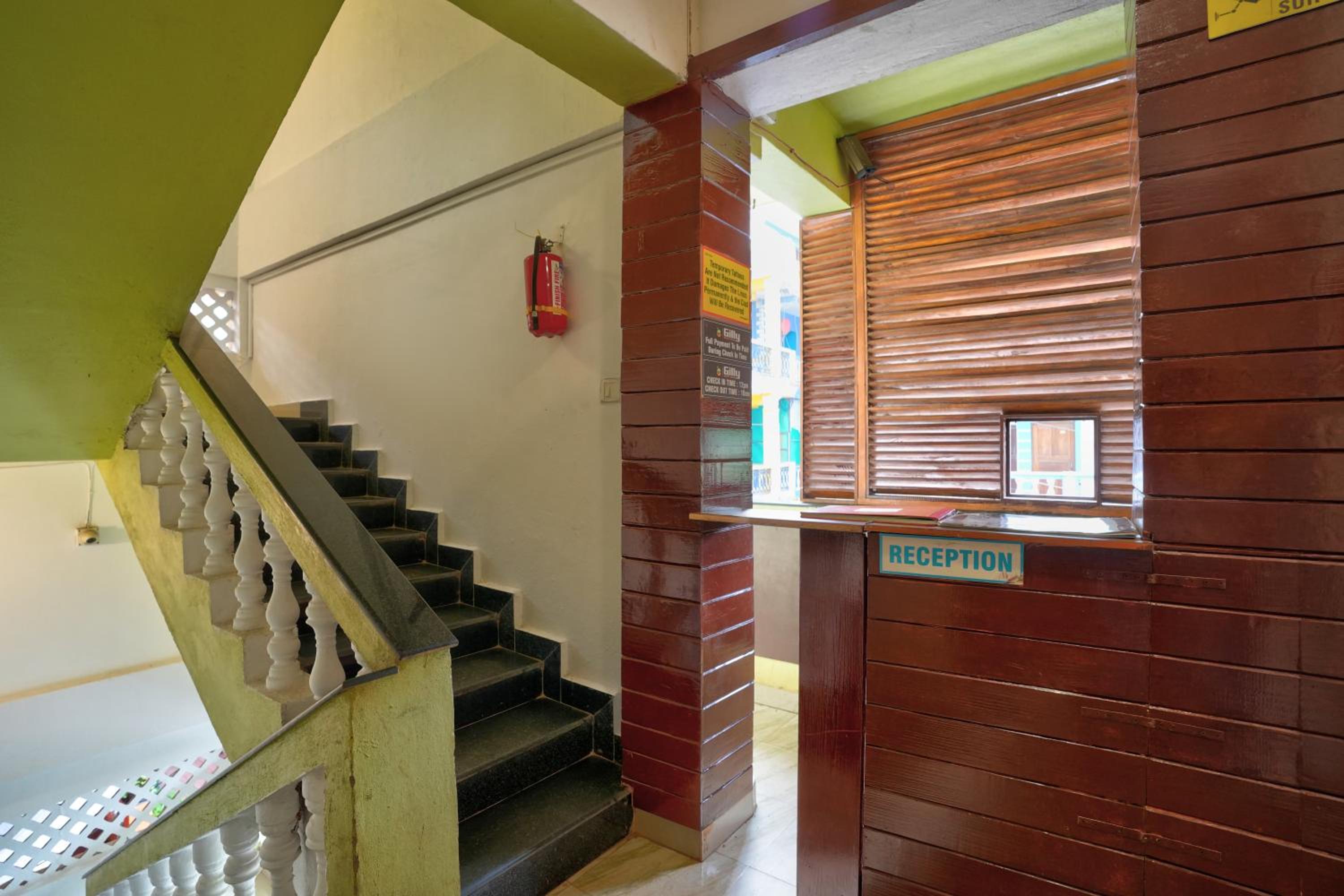 Triple Room - Photo 11