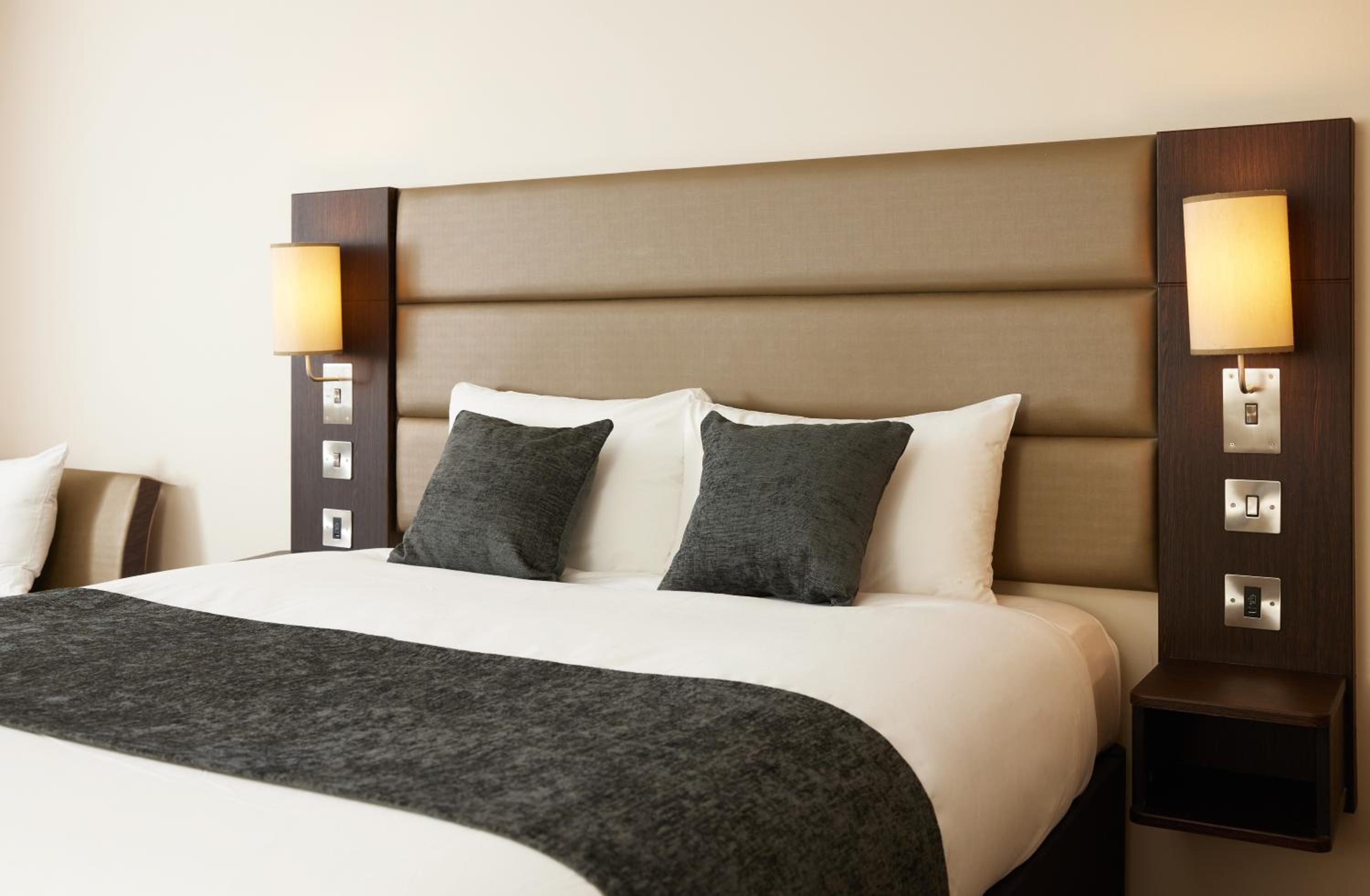 Twin Room - Photo 3