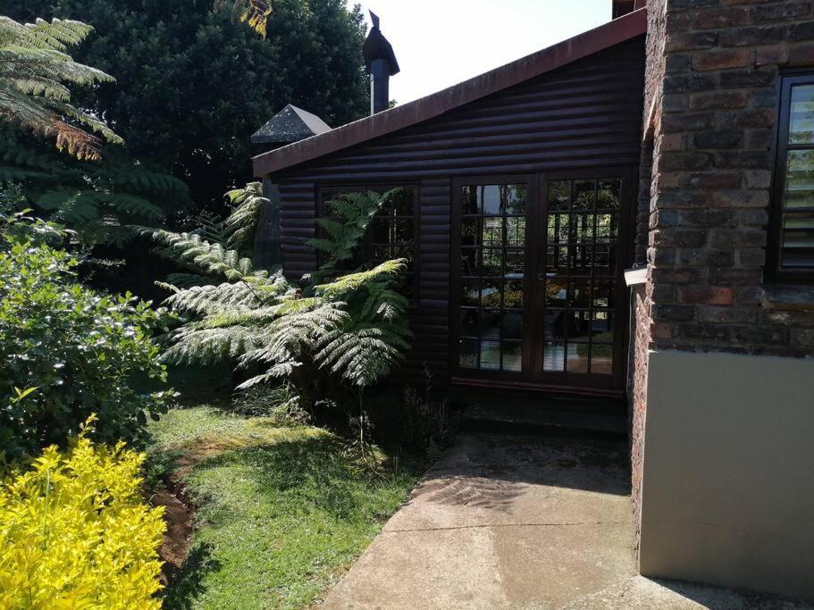 Four-Bedroom House photo 3