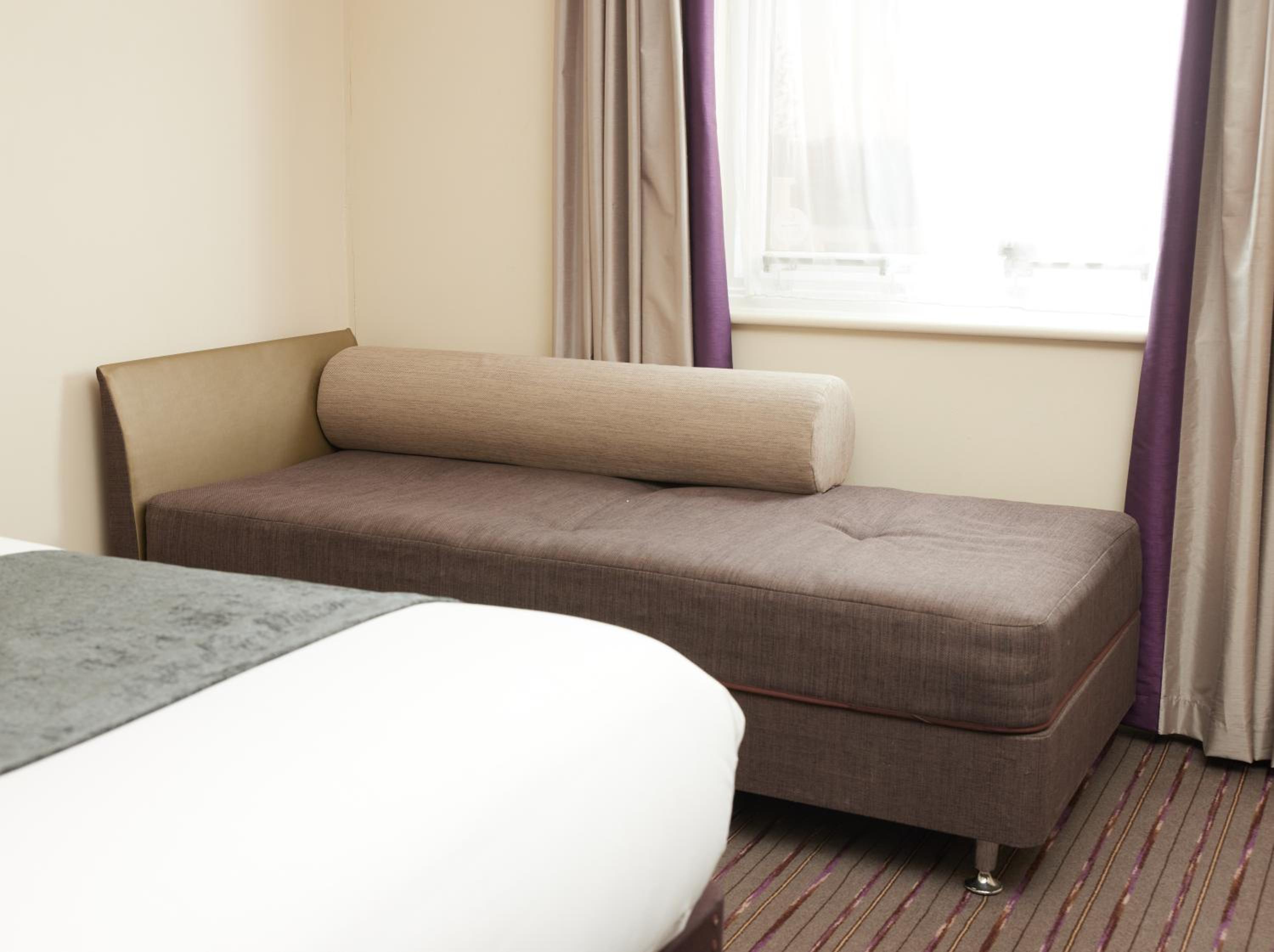 Double Room - Photo 5