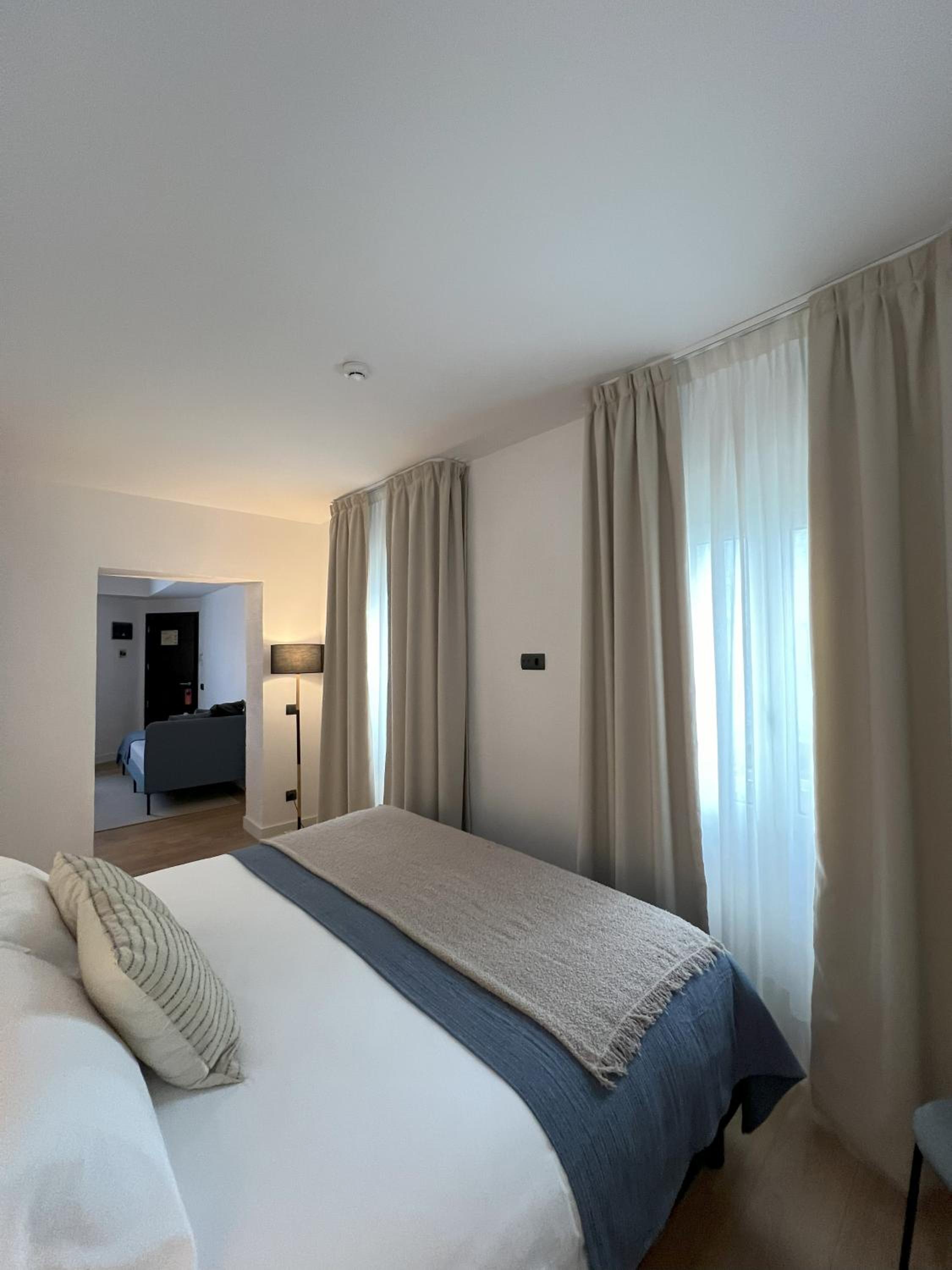 Junior Suite - Photo 13