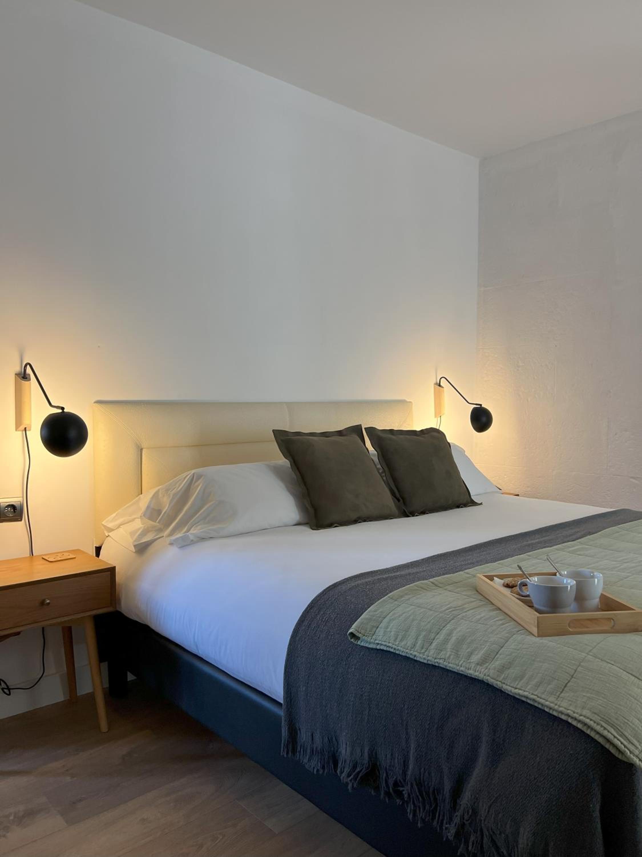 Deluxe Double or Twin Room - Photo 15