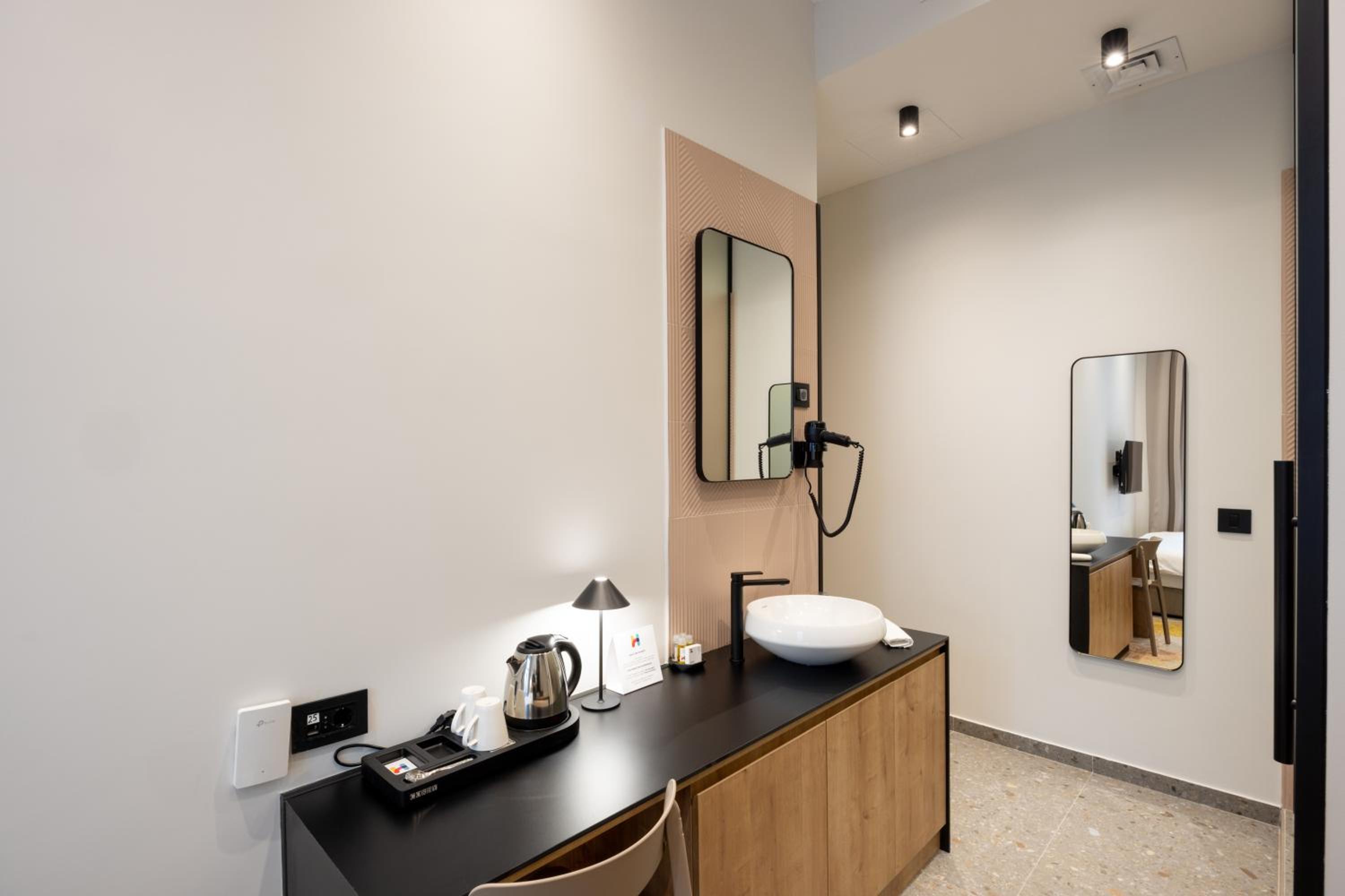 Superior Double Room - Photo 16