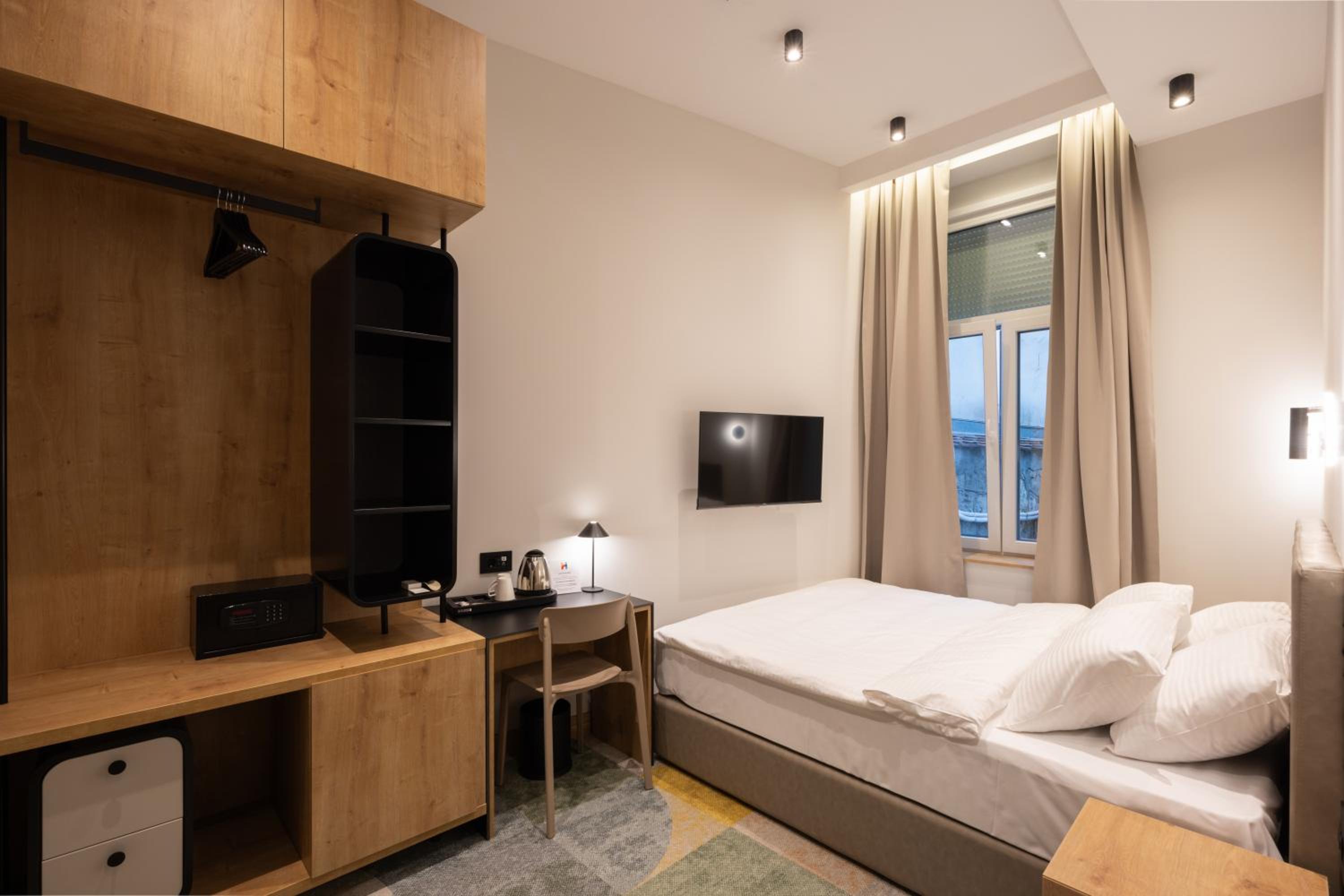 Superior Double Room - Photo 6