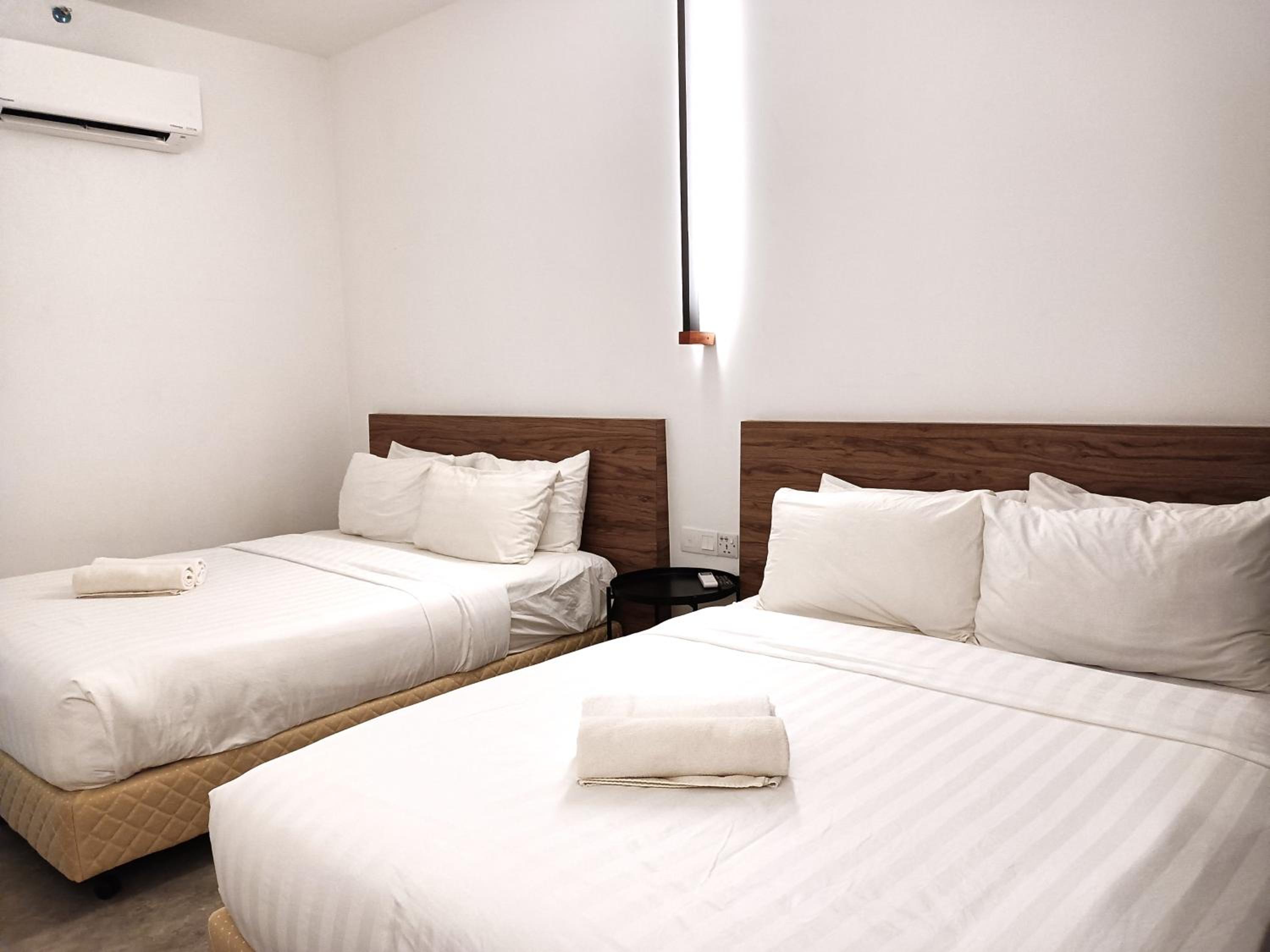 Deluxe Room - Photo 1